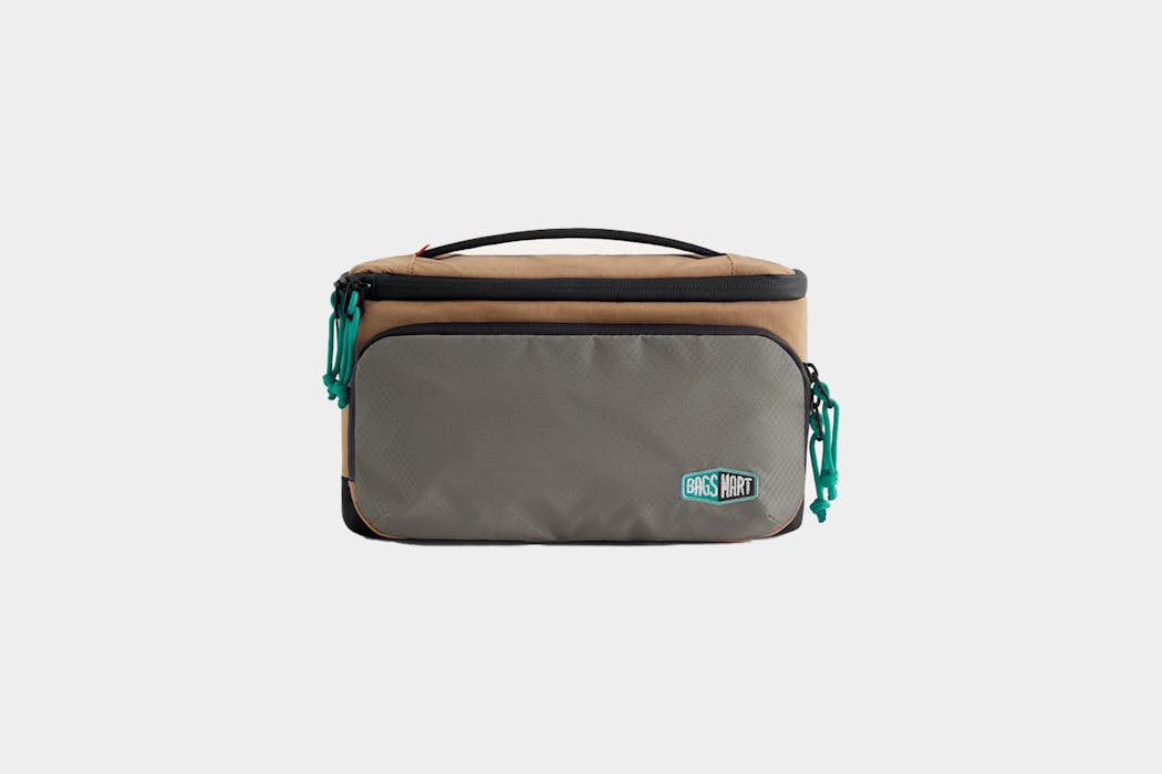 BAGSMART Blast 4.5L Hanging Toiletry Bag