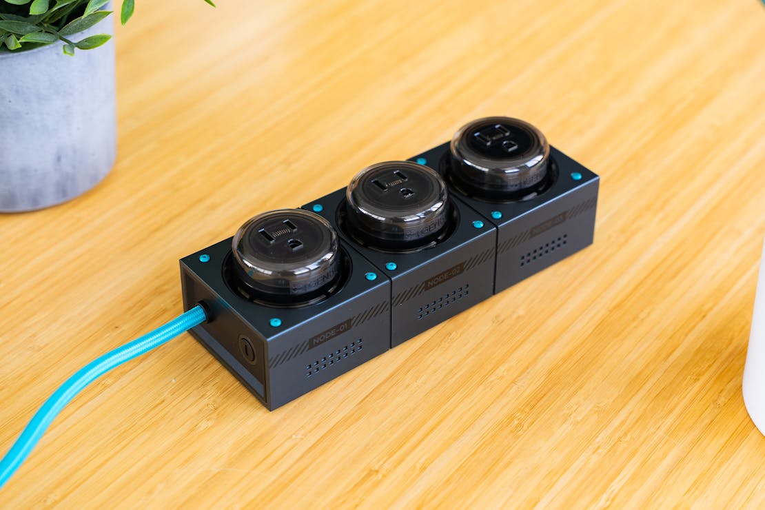Genki Moonbase 240W GaN 7-in-1 Supercharger Review