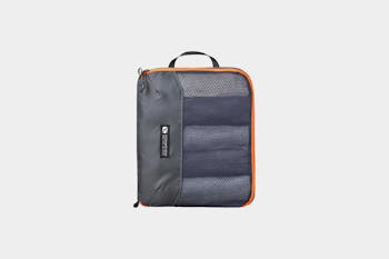 Gossamer Gear Compression Cubes