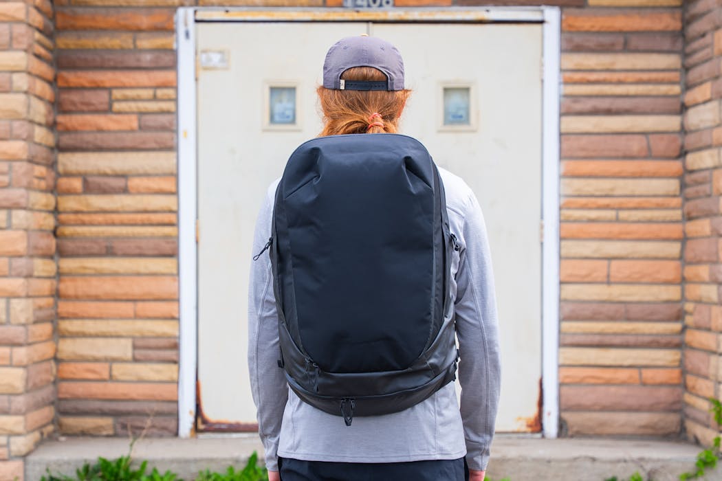 Western Rise Voyager Travel35 Backpack Back