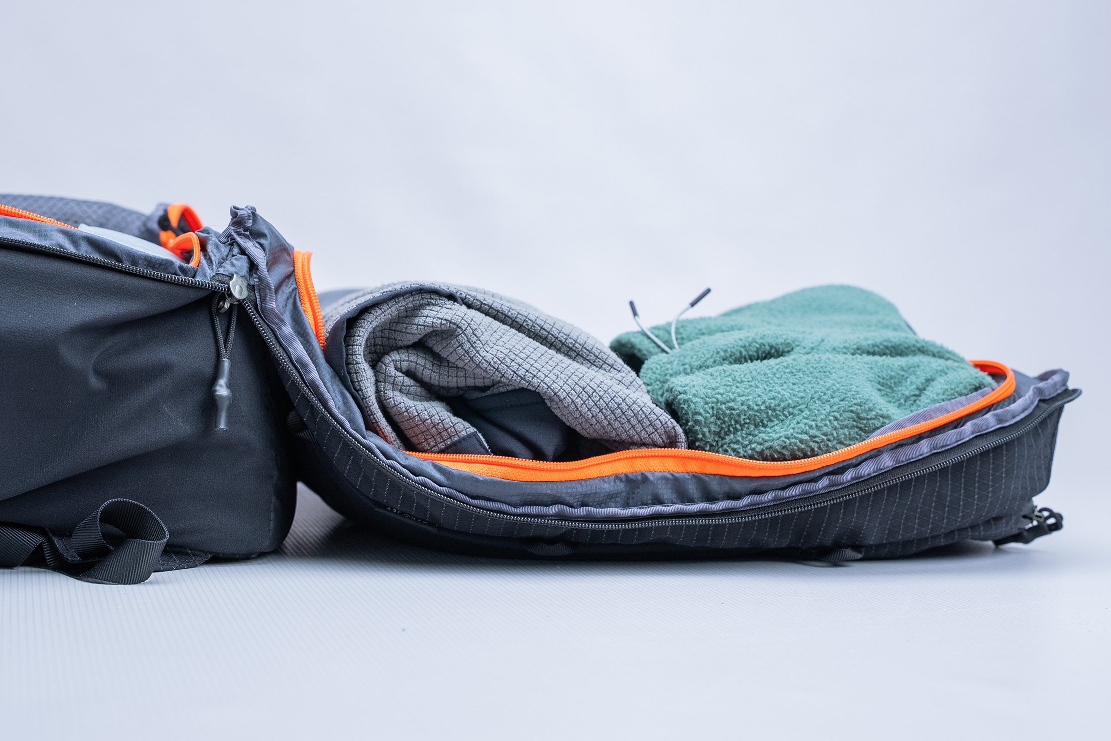 Gossamer Gear Aero Jet Jackets Packed