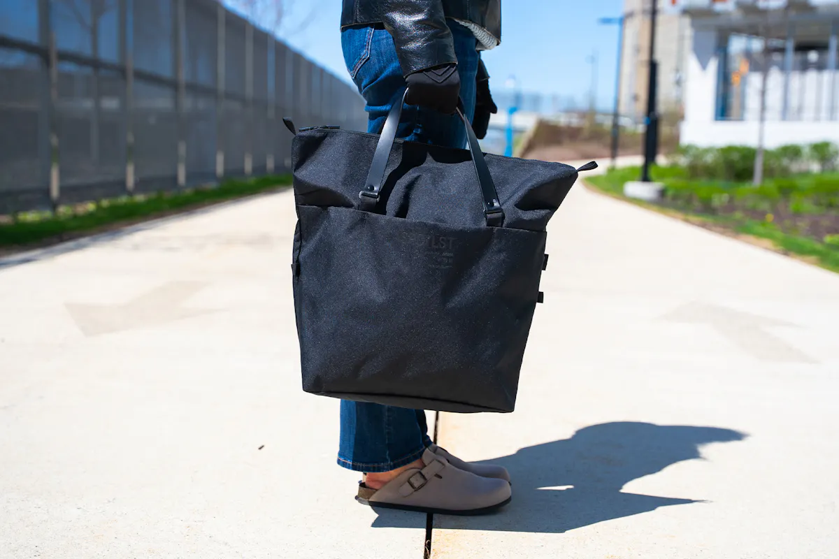 SPC/LST System Tote Handle