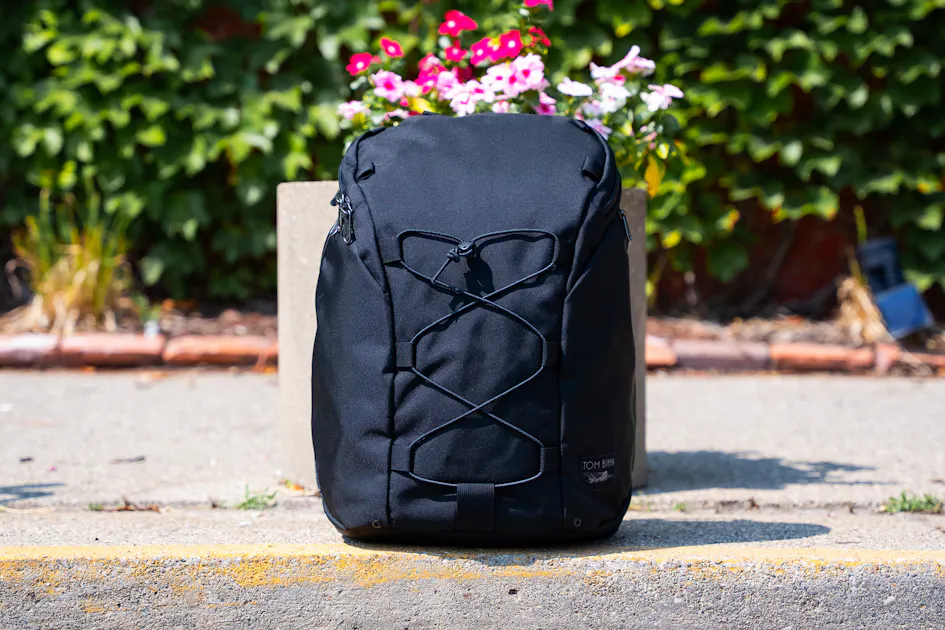 TOM BIHN Smart Alec 2.0 Review | Pack Hacker