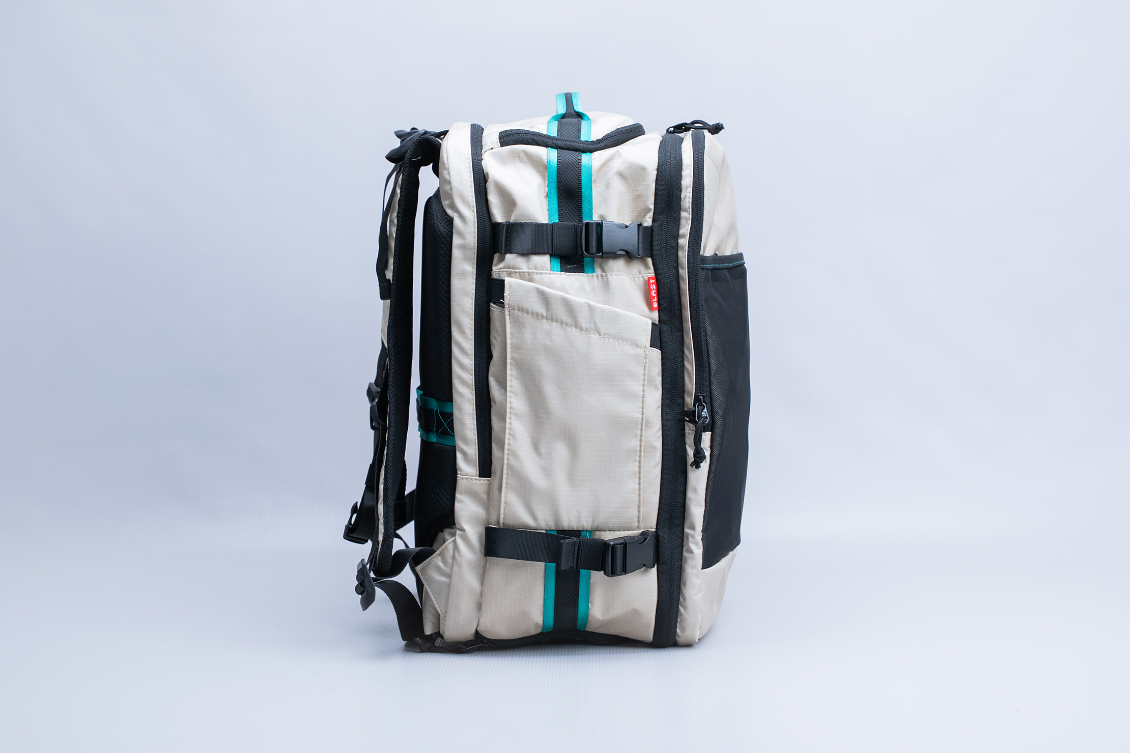 BAGSMART Blast Pro 40L Travel Backpack Full Side