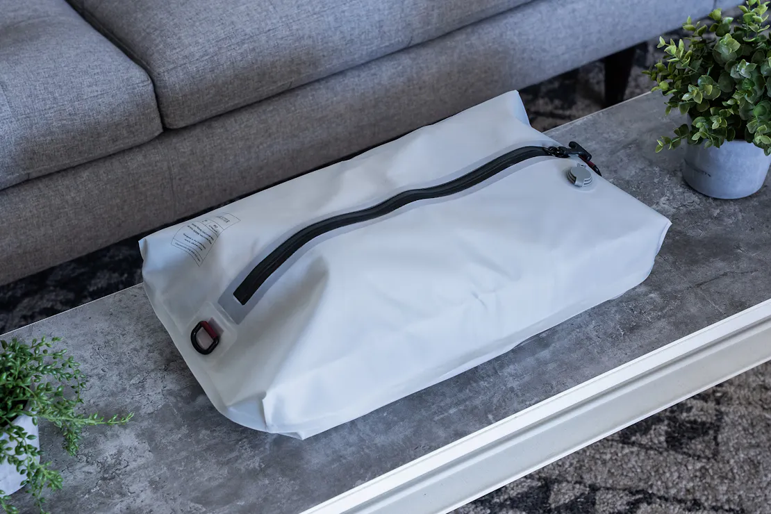 Ekster TravelPack Vacuum Kit Review