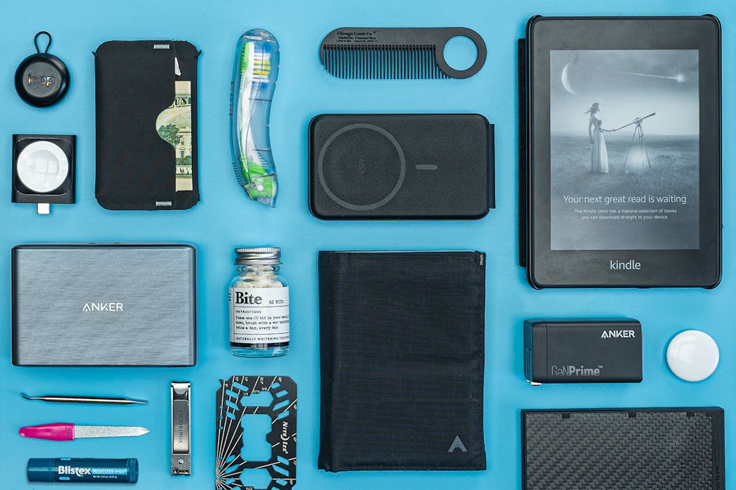 Video: 10 Things We Bring Every Time We Travel