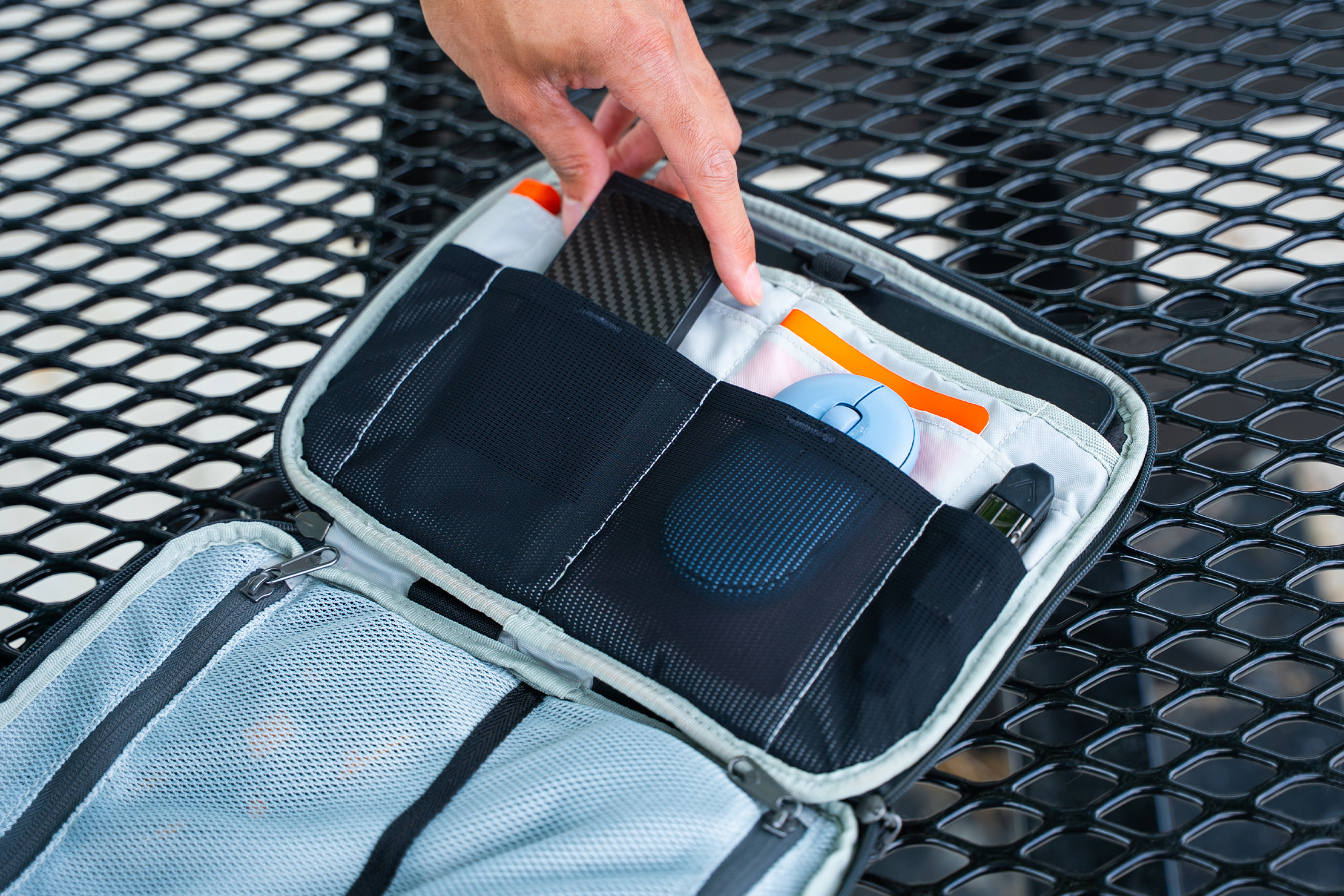 Eagle Creek Pack-It Reveal E-Tools Organizer Pro In-Use
