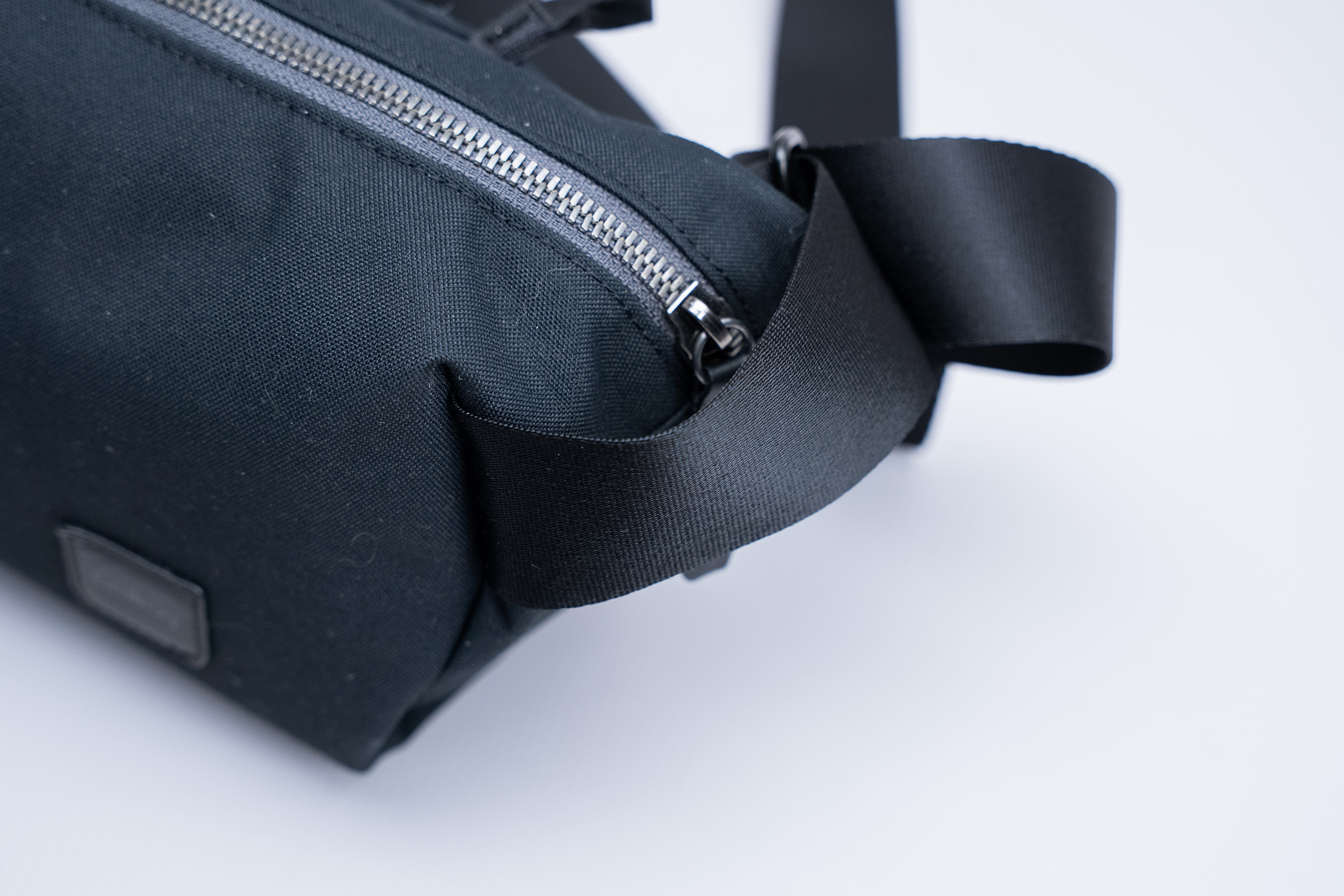 Bellroy Classic Sling 5L Loop