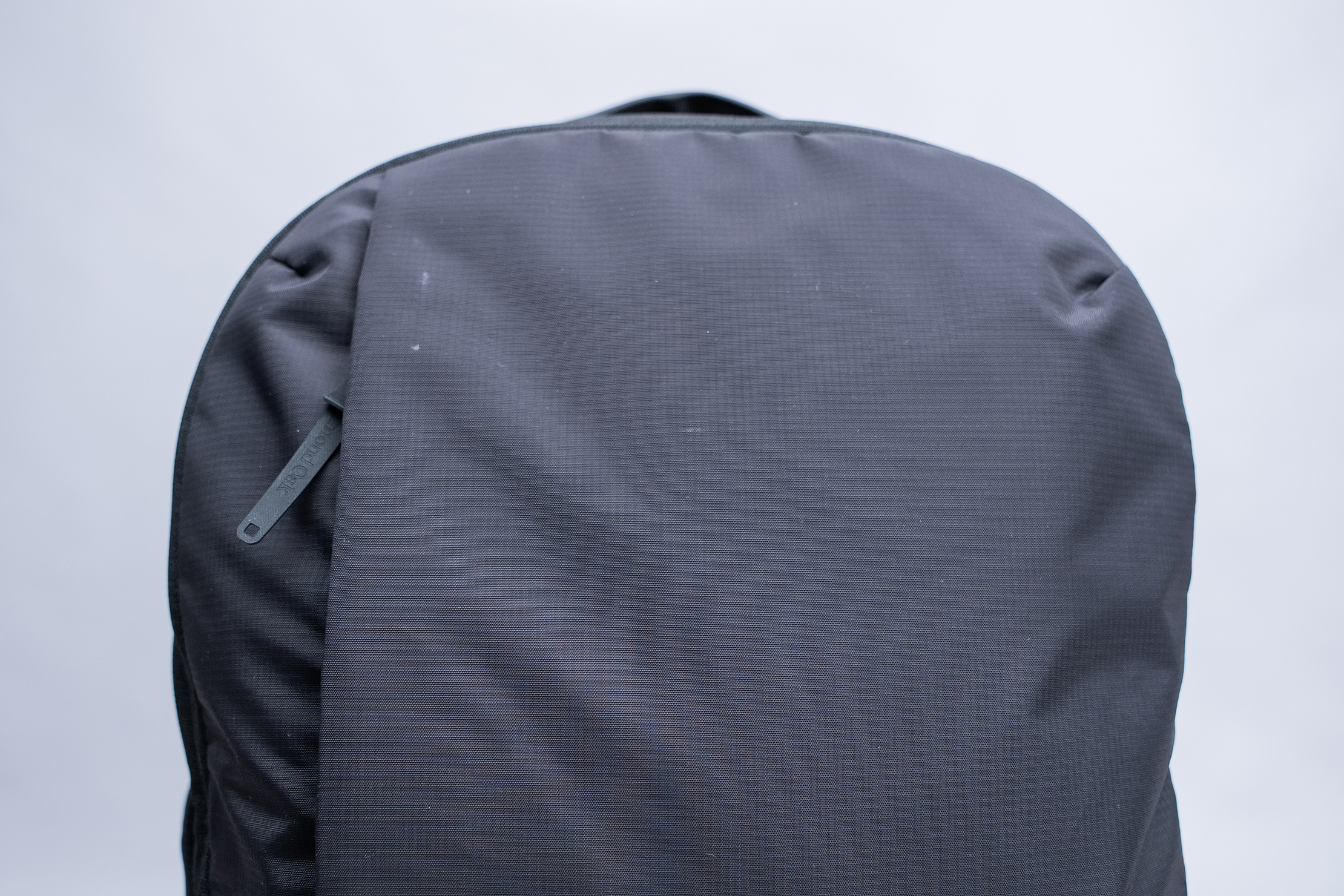 Almond Oak トラベルバックパック 25L+5L 黒 Almond Oak: 25L + 5L Expandable Travel Backpack
