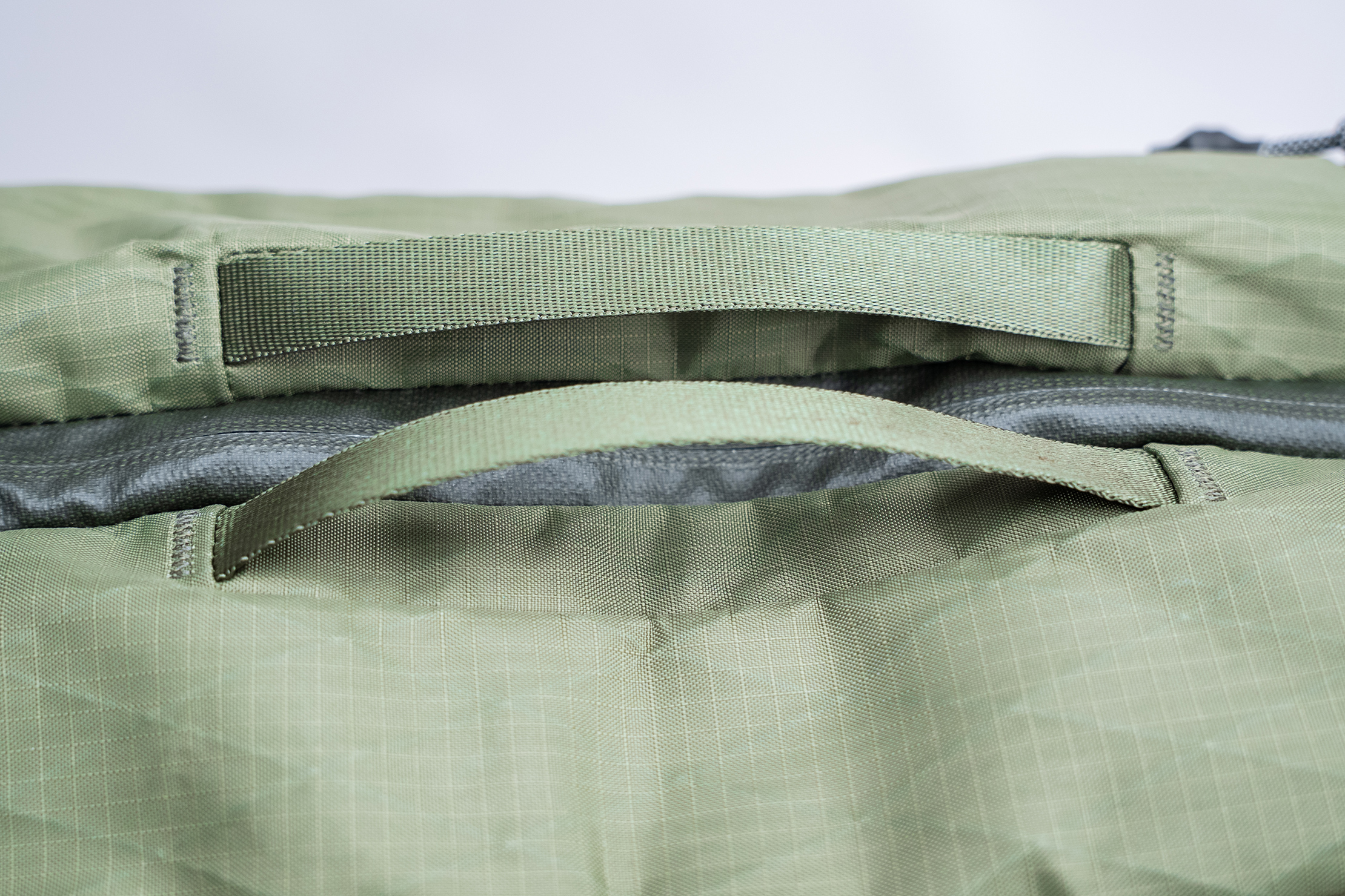 Pakt Aero Travel Backpack 35L Handle