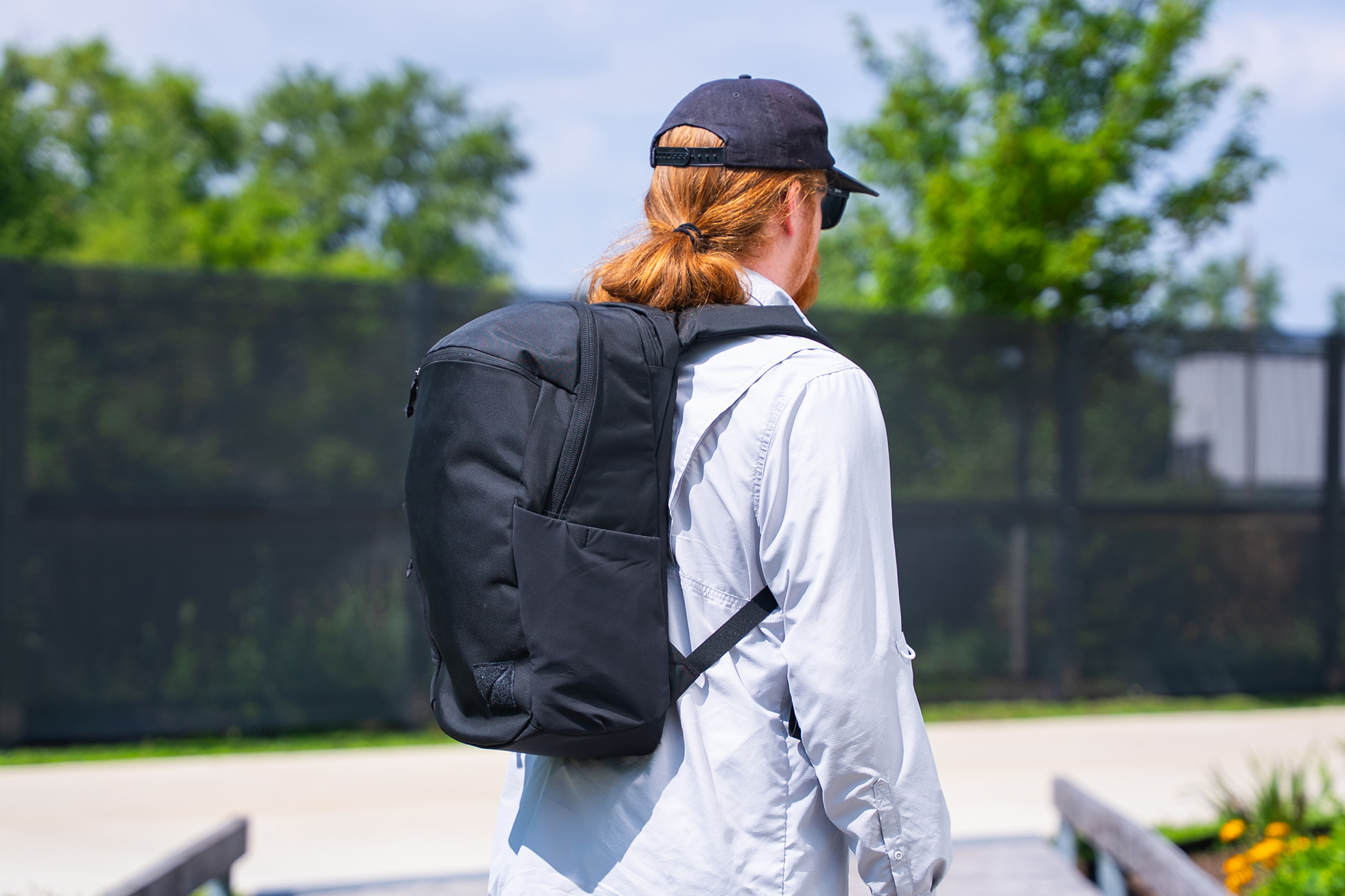 EVERGOODS CIVIC Half Zip 22L (V3) Side Close