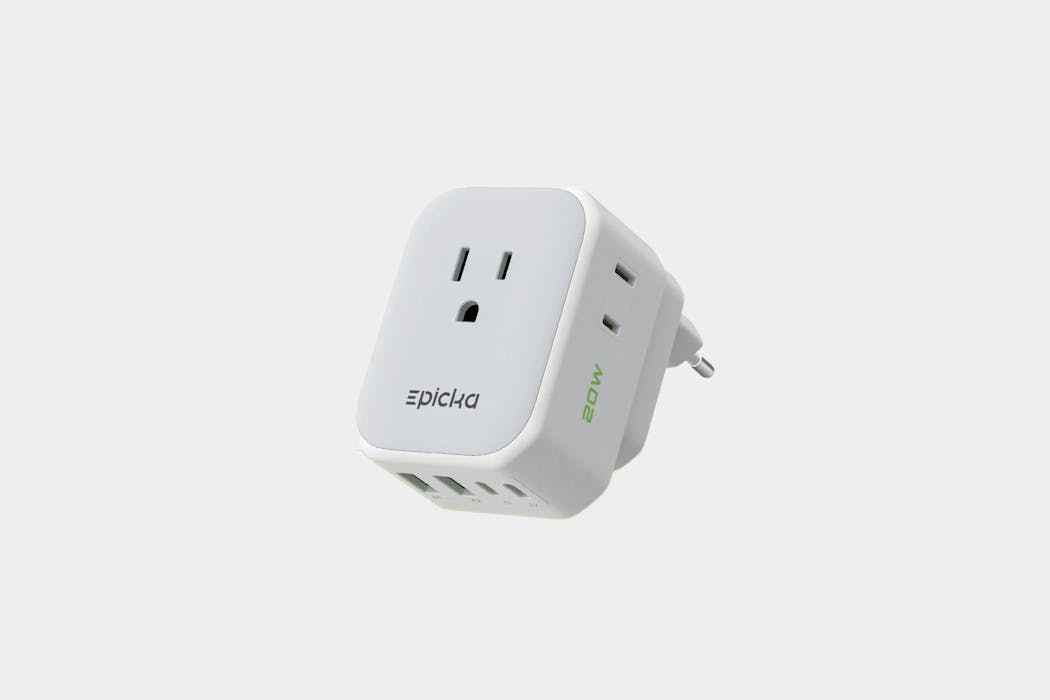 EPICKA Hybrid 8-in-1 Travel Adapter