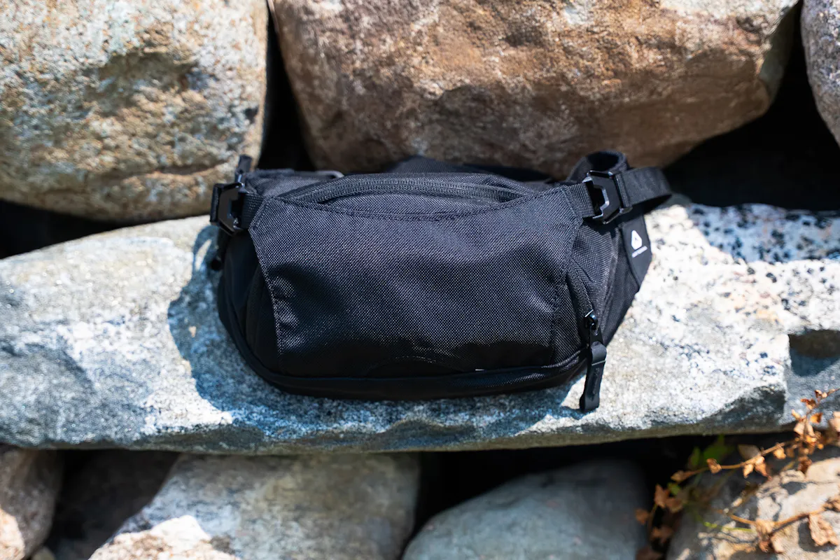 Arterra FALCON2L Hip Pack Review | Pack Hacker
