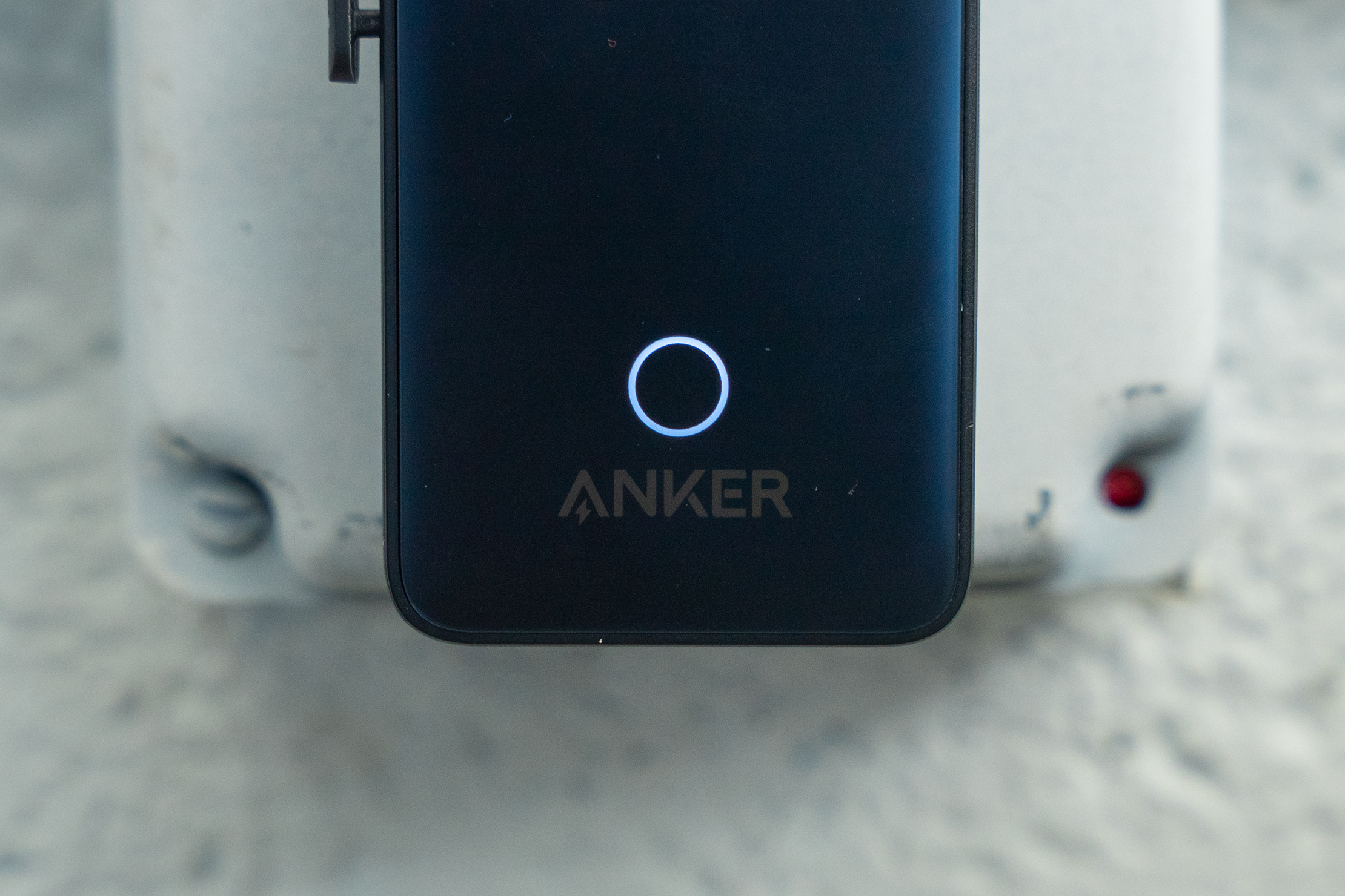 Anker Nano Travel Adapter Light