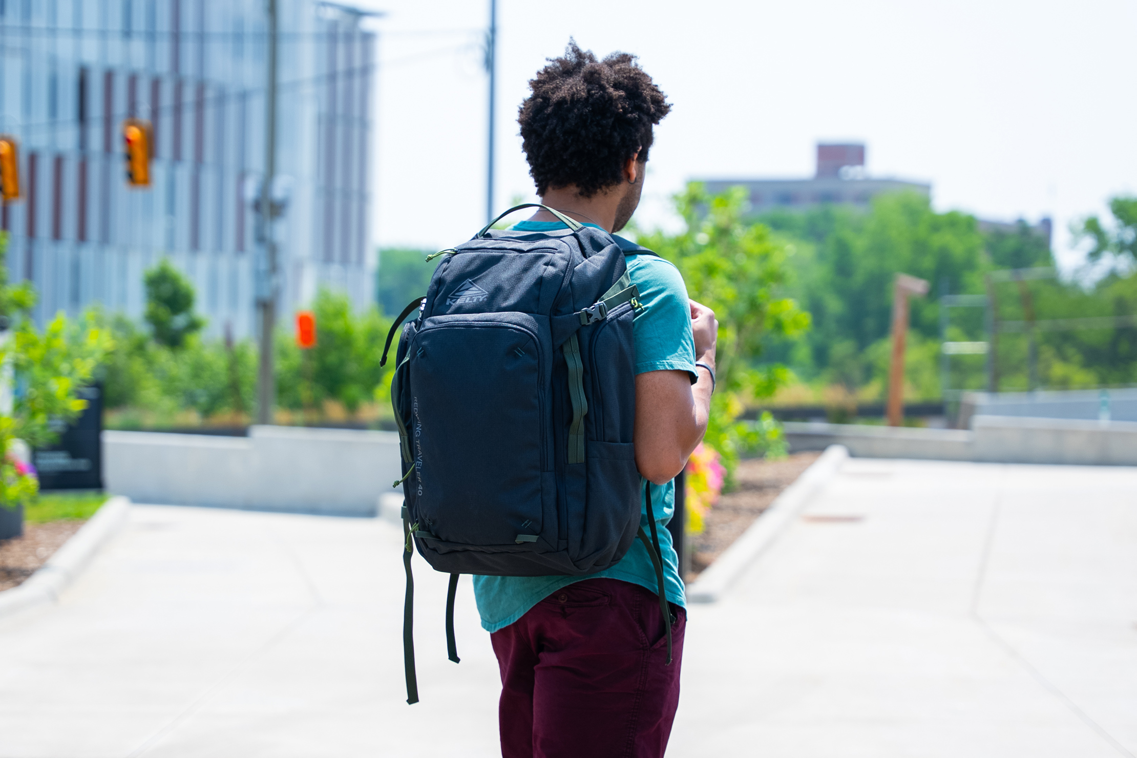 Kelty Redwing Traveler 40 One Shoulder