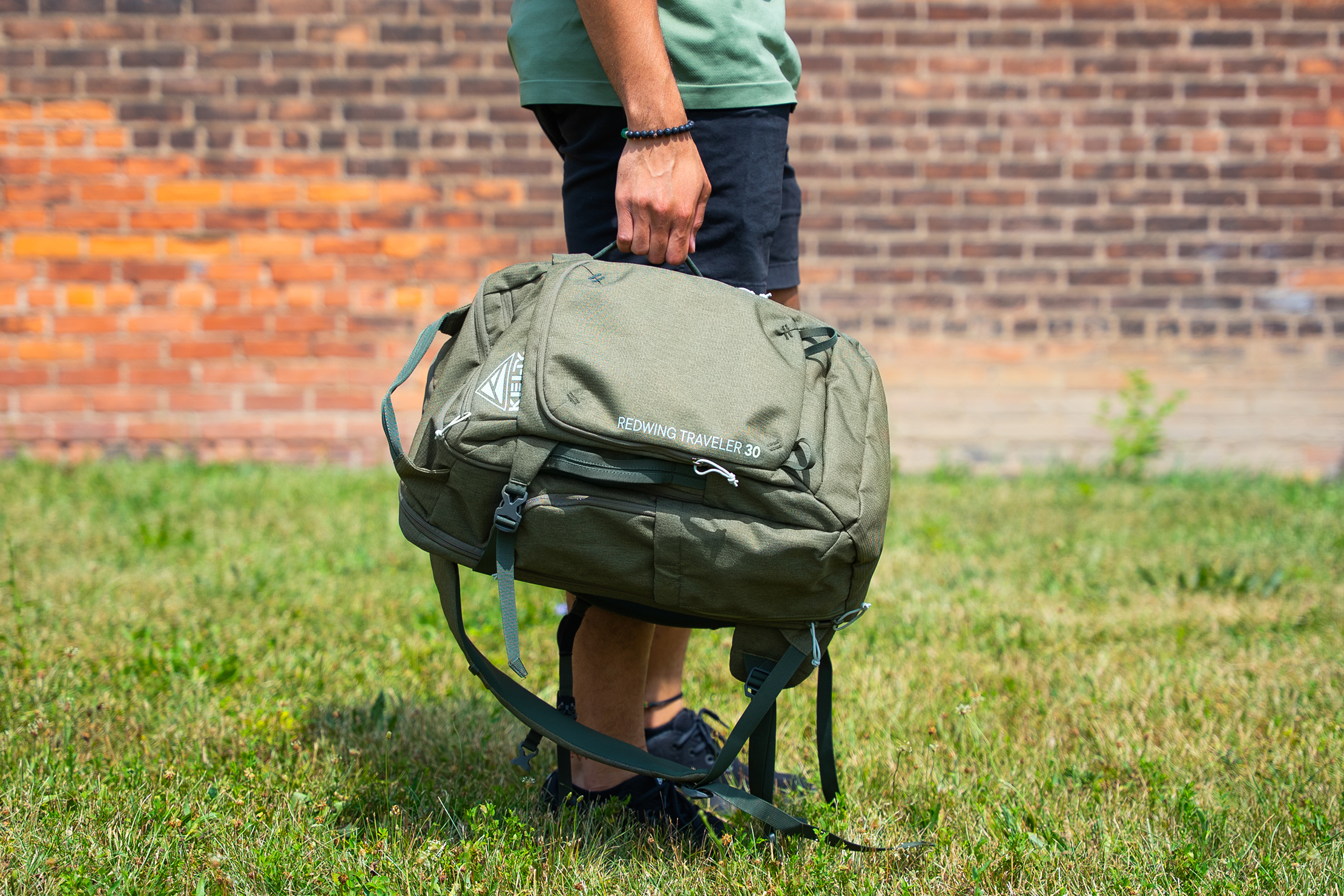 Kelty Redwing Traveler 30 Side Handle