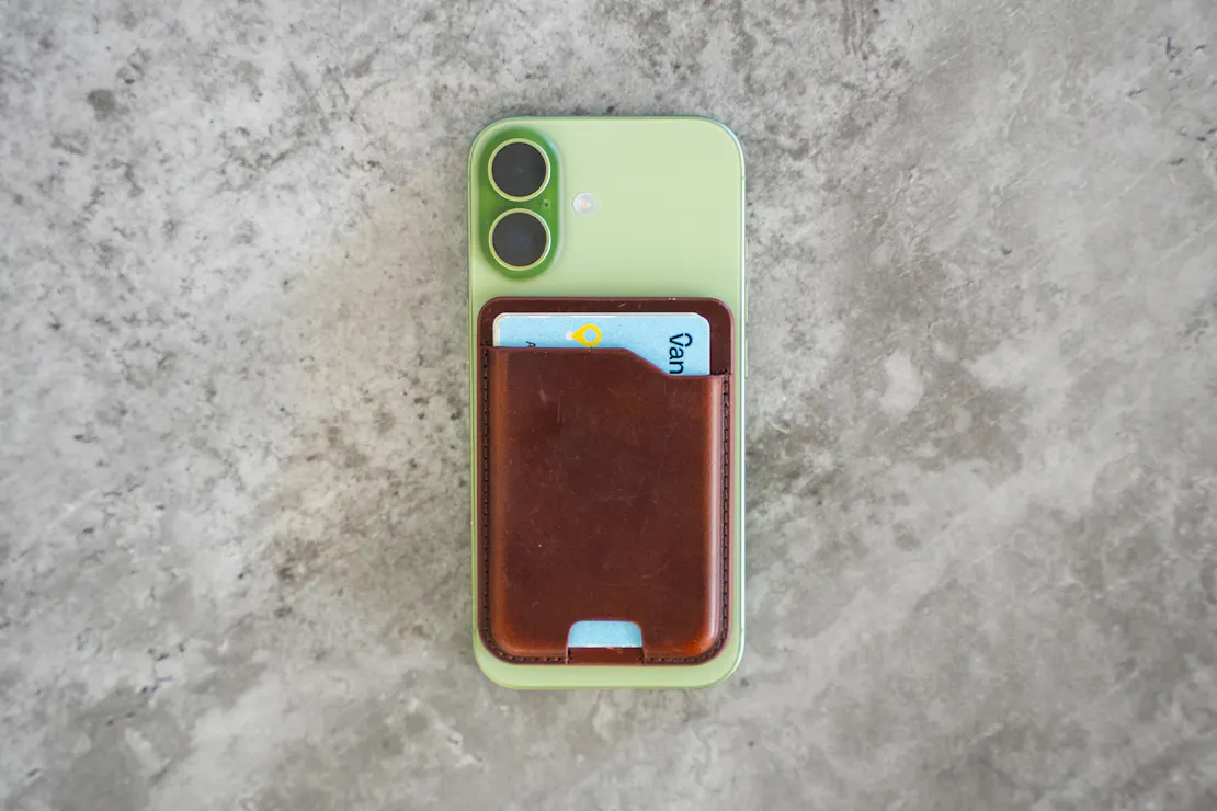 Nomad Goods Leather Mag Wallet Review