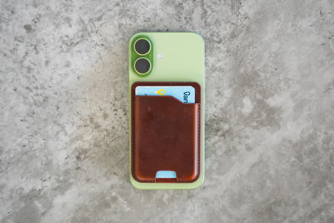 Nomad Goods Leather Mag Wallet Review