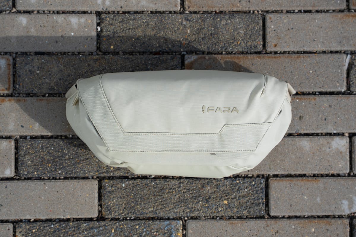 FARA VALR 4L Sling Bag Solo