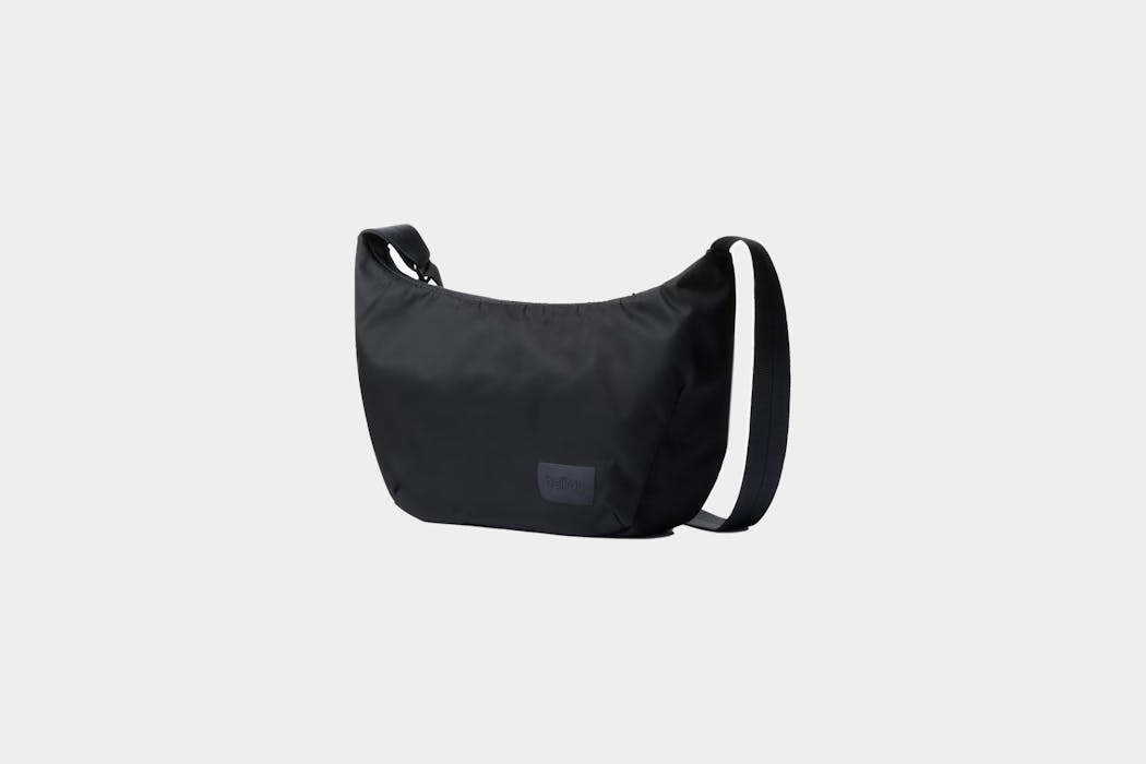 Bellroy Laneway Crescent Bag 2.5L