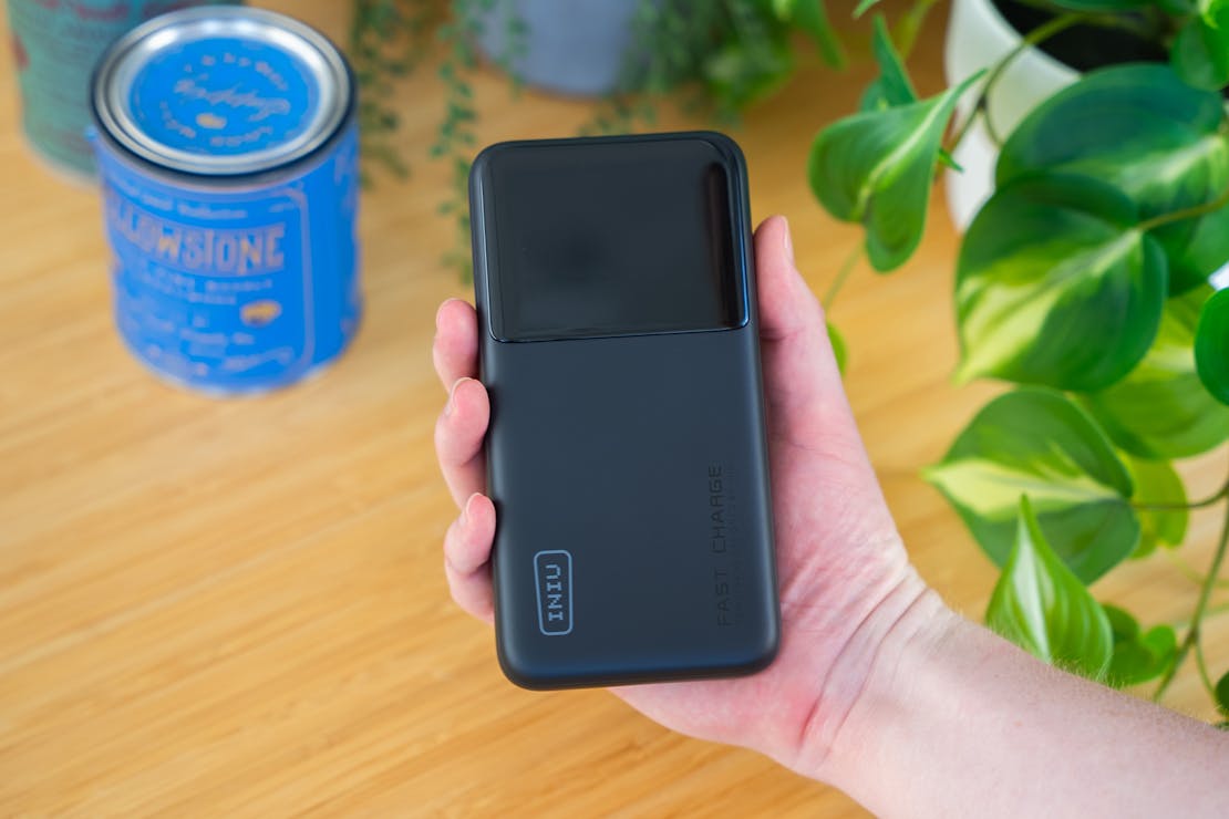 INIU B64 140W 27,000mAh Power Bank