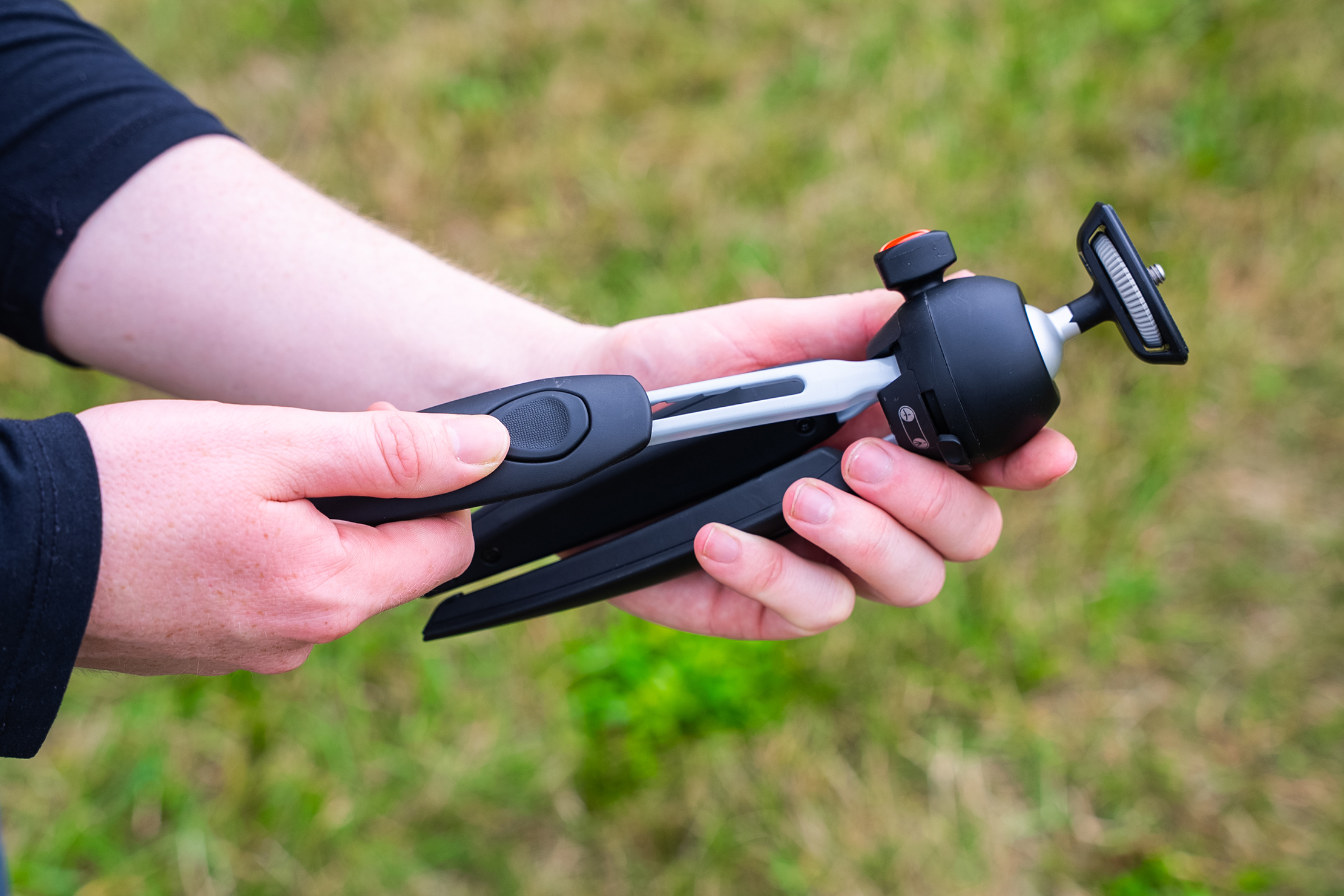 Manfrotto PIXI EVO 2-Section Mini Tripod Extend