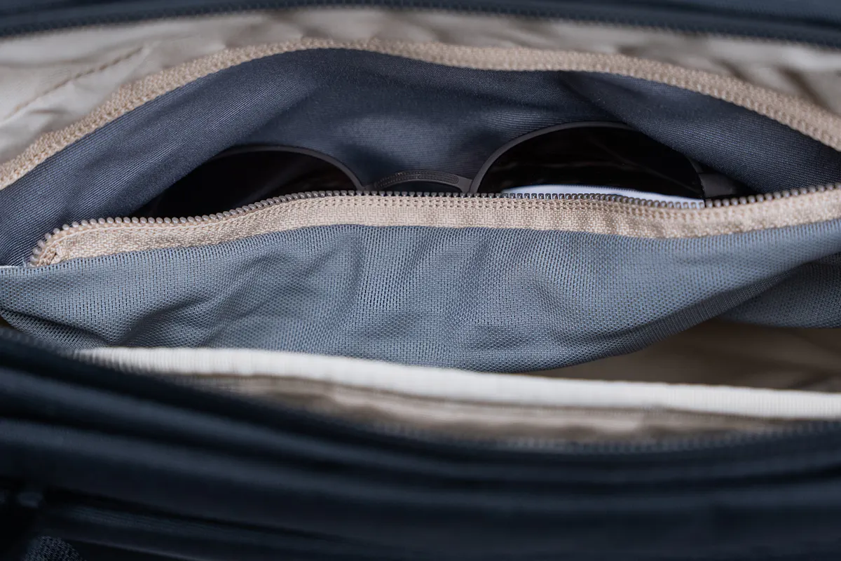 Bellroy Transit Sling 5L Sunglasses
