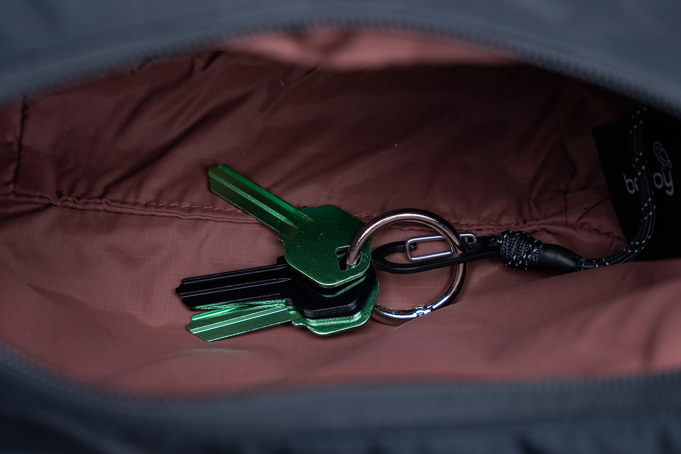 Bellroy Laneway Crescent Bag 2.5L Keys