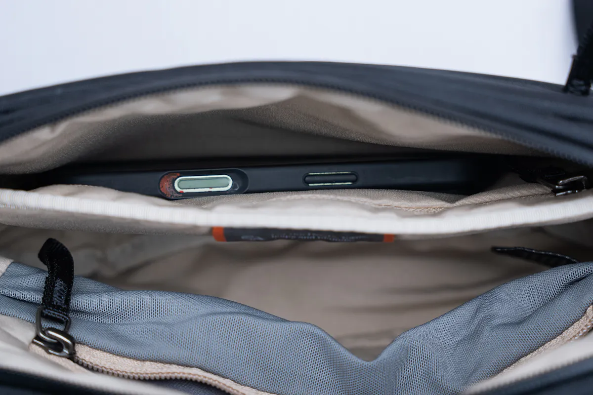 Bellroy Transit Sling 5L Phone