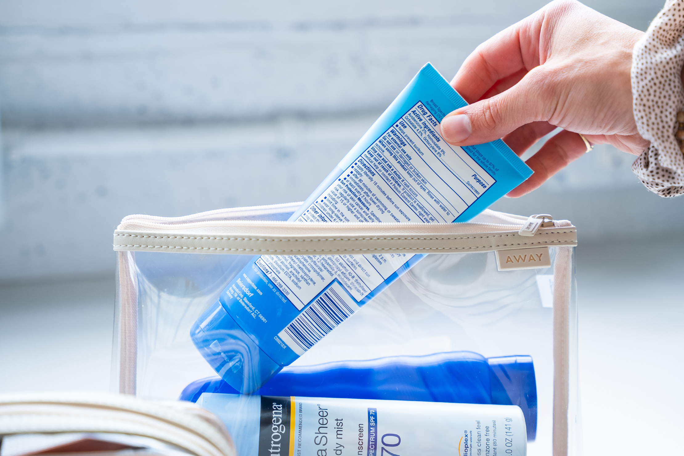 Away Clear Pouch Set in Use