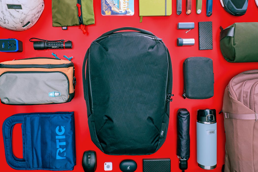 Video: Awesome Travel Products Ep. 43 | New Daypacks, Packing Cubes, & Slings