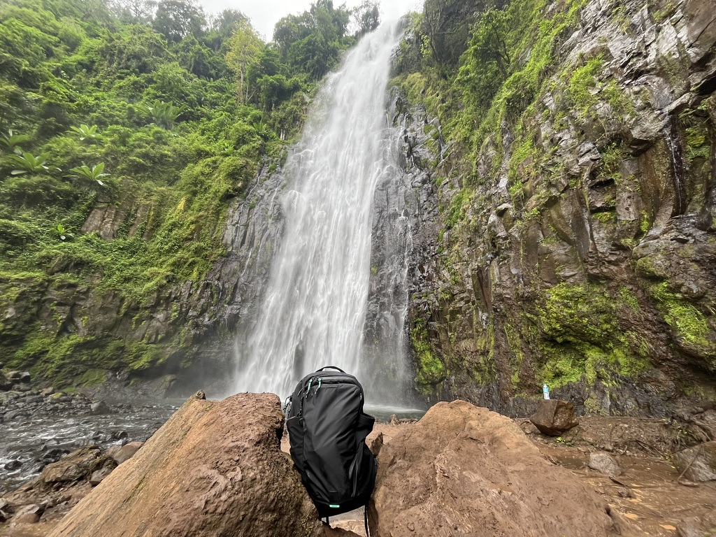 Pack Hacker x Matador ReFraction Pro in Tanzania