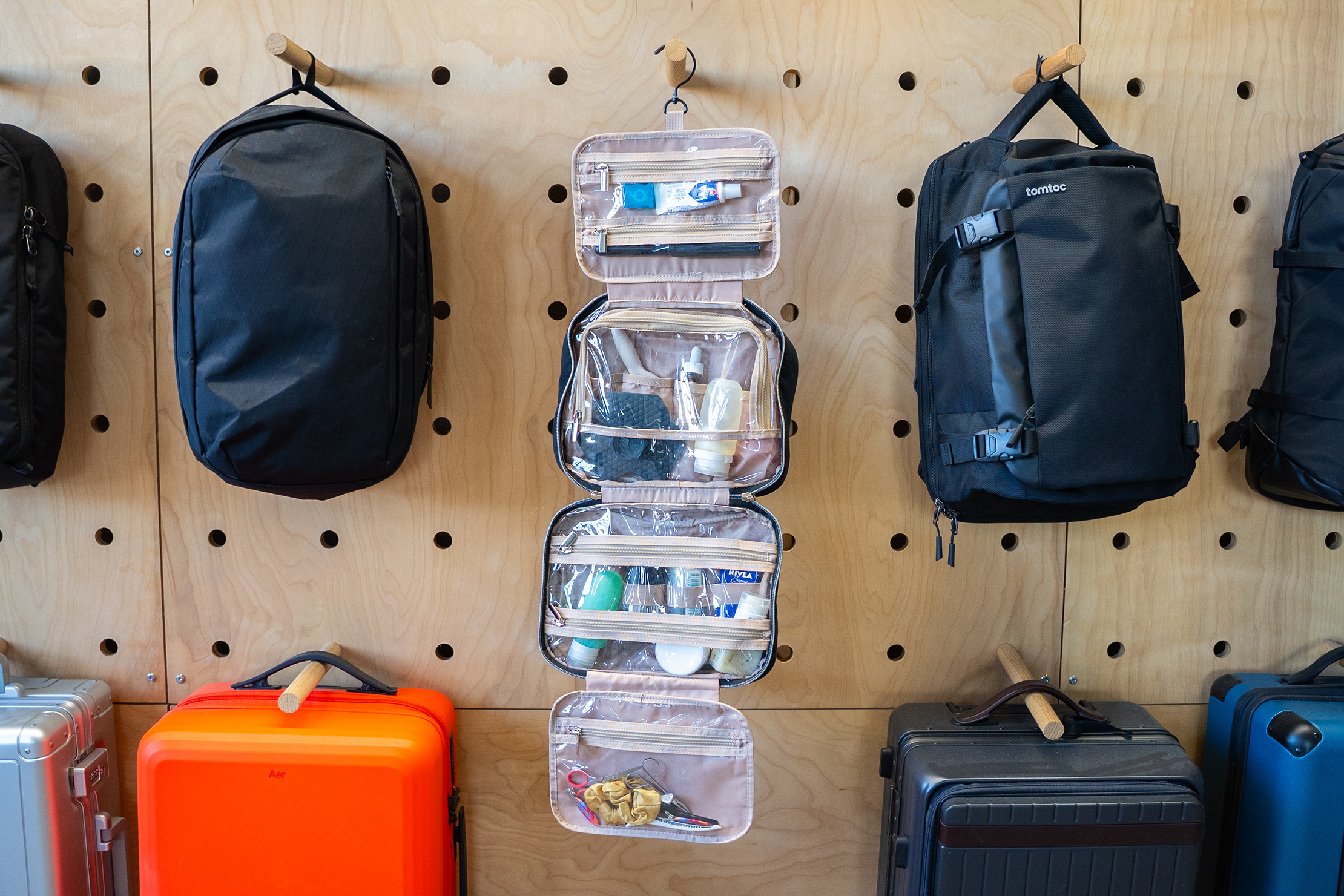 BAGSMART Space Saver Pro Bonchemin Hanging Toiletry Bag Hanging