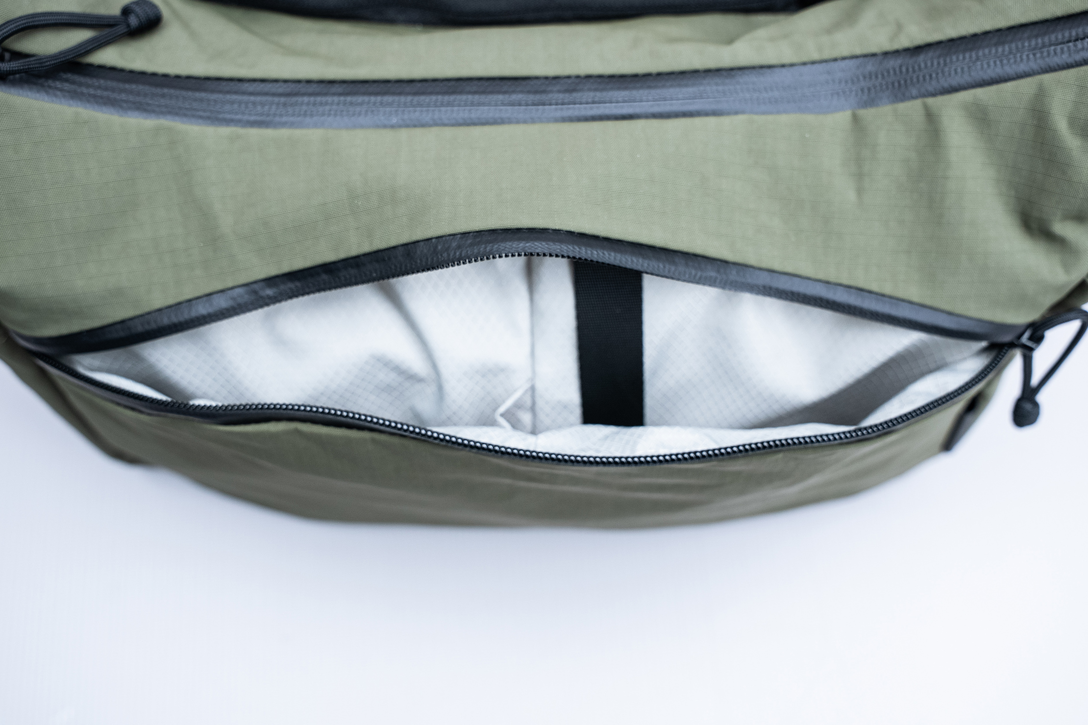 ALPAKA Flight Satchel Key Leash