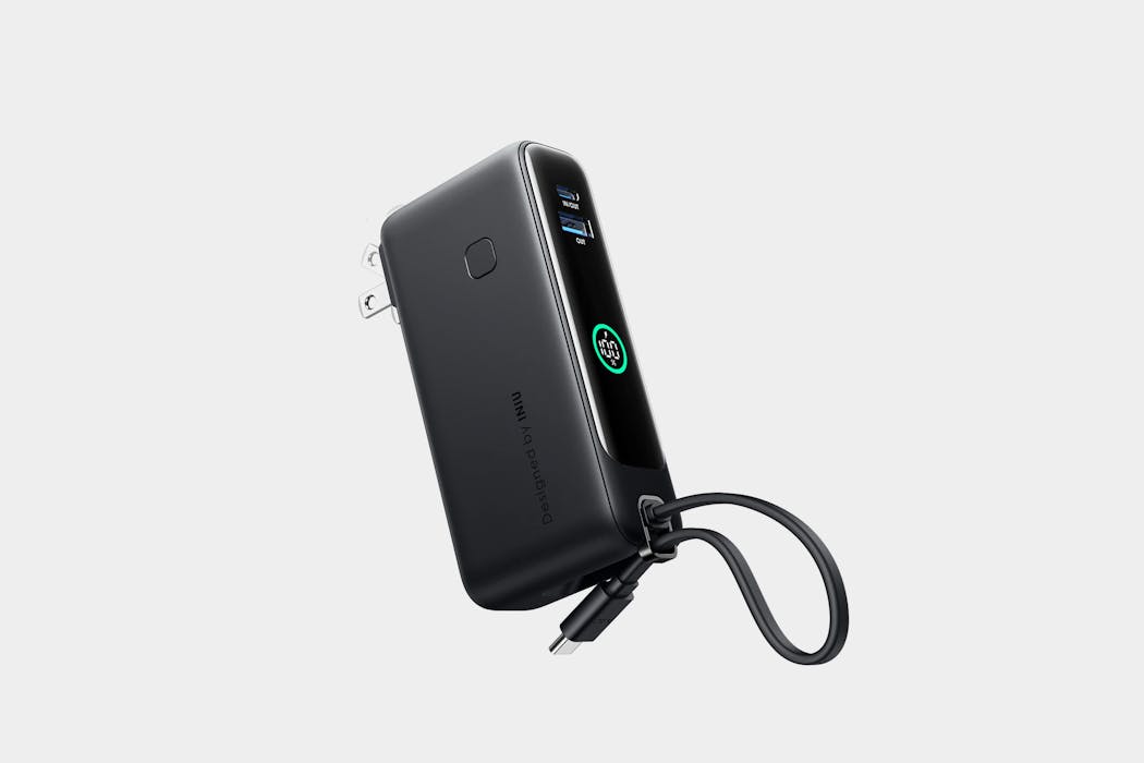 INIU Multi P21 Portable Charger with Built-in Cable 30W 10000mAh