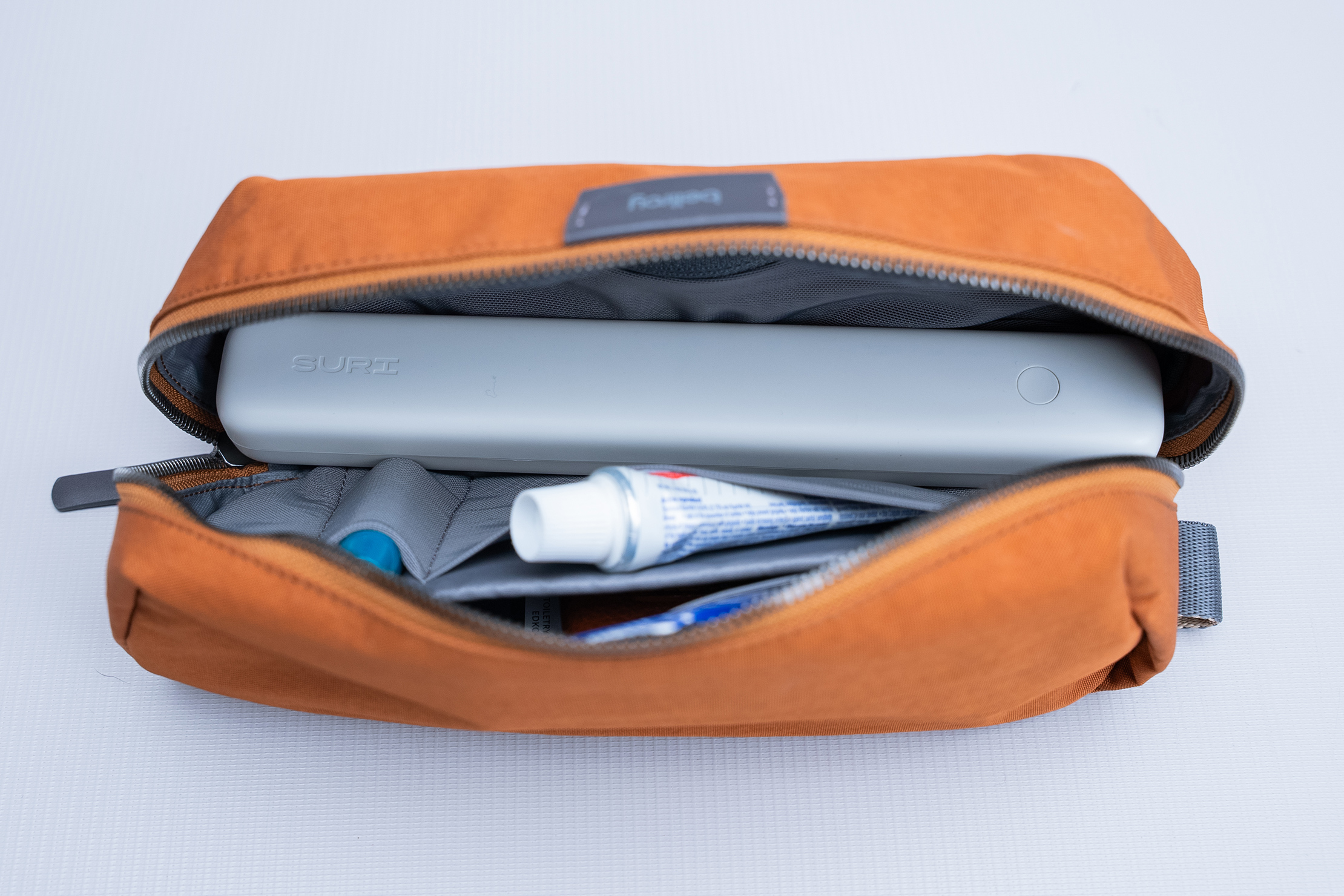 SURI 2.0 Toothbrush Toiletry Kit