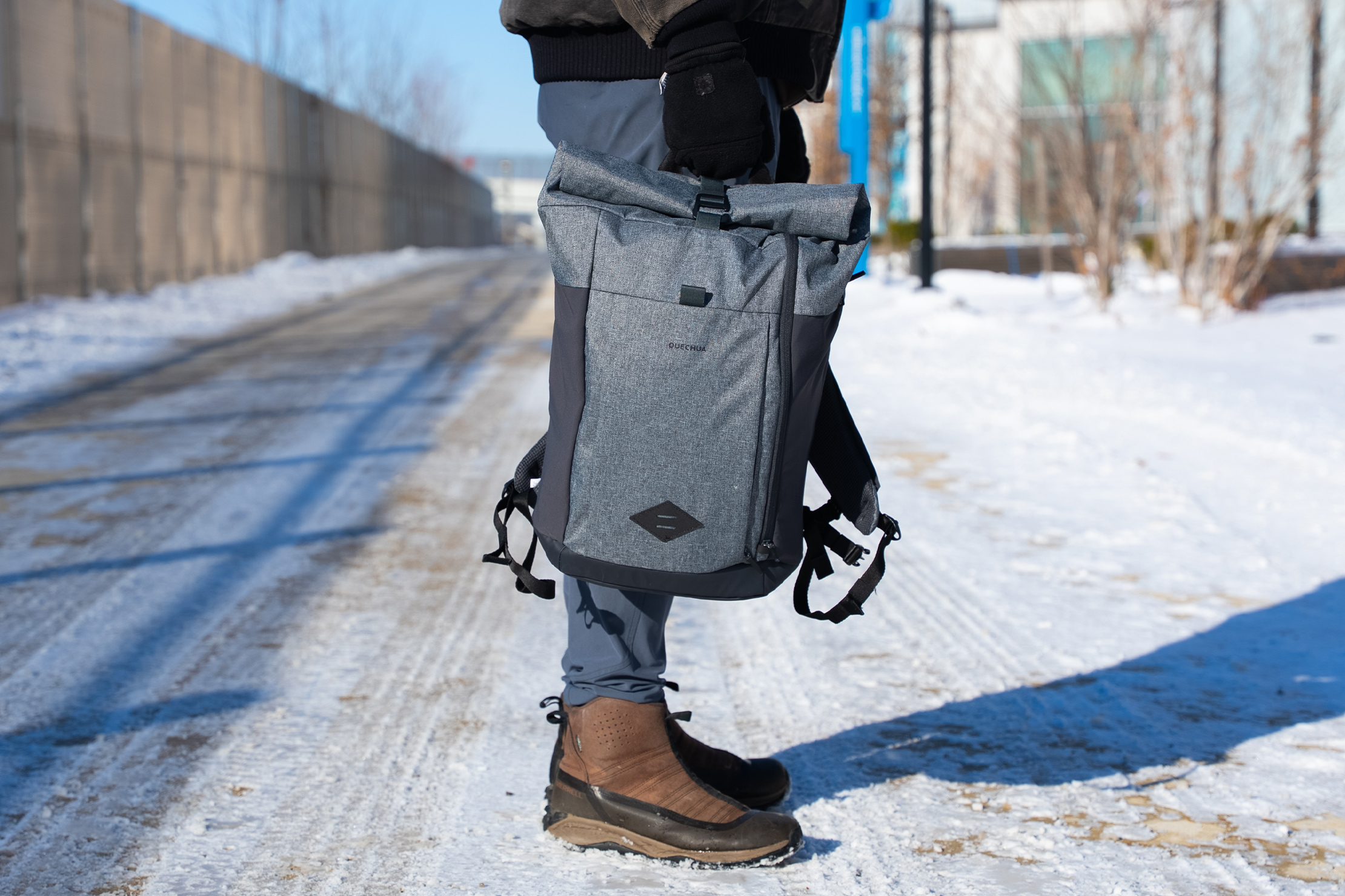 Quechua NH500 Escape Rolltop 23L Backpack Top Handle