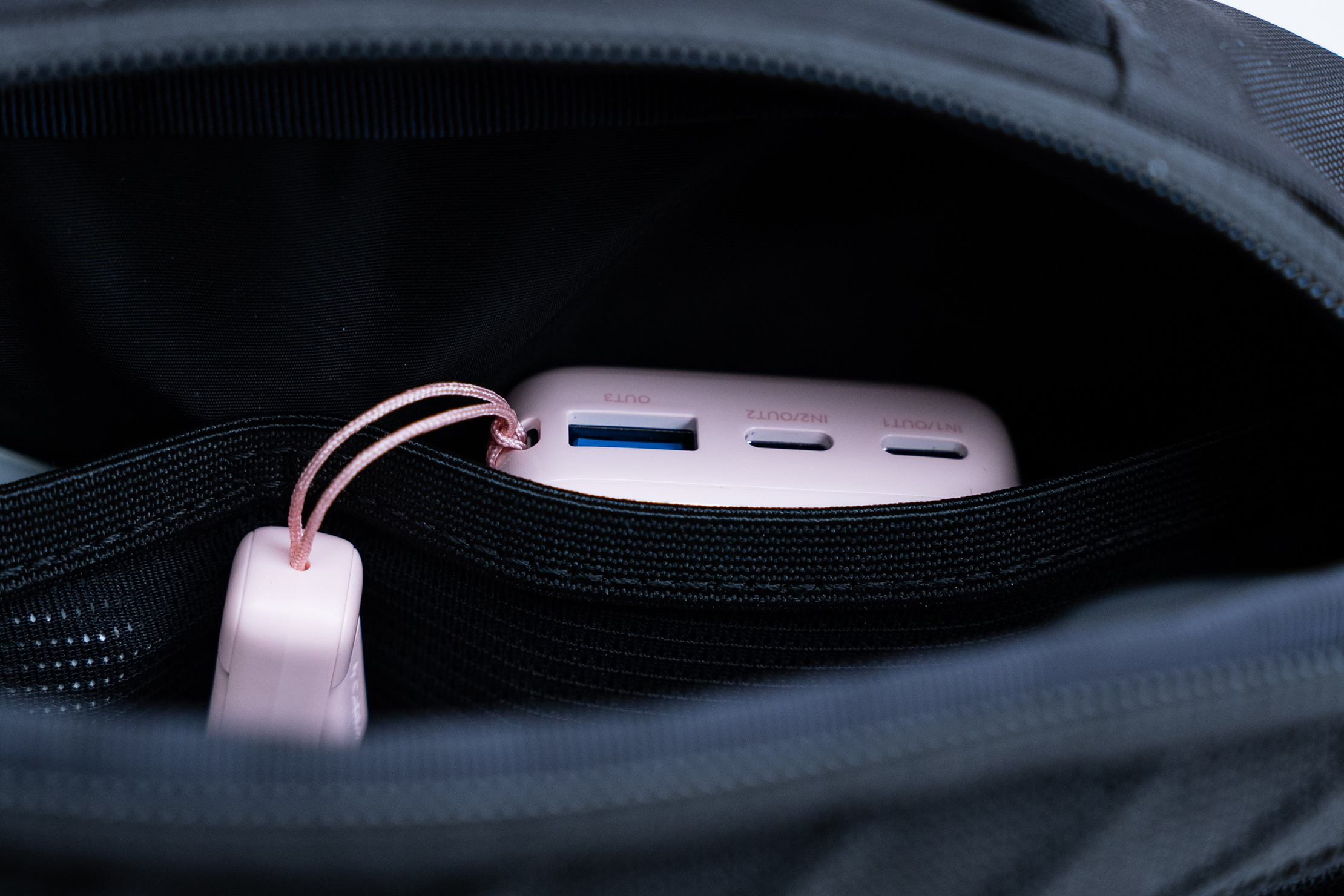 INIU Carry P50-E1 Power Bank Slip Pocket