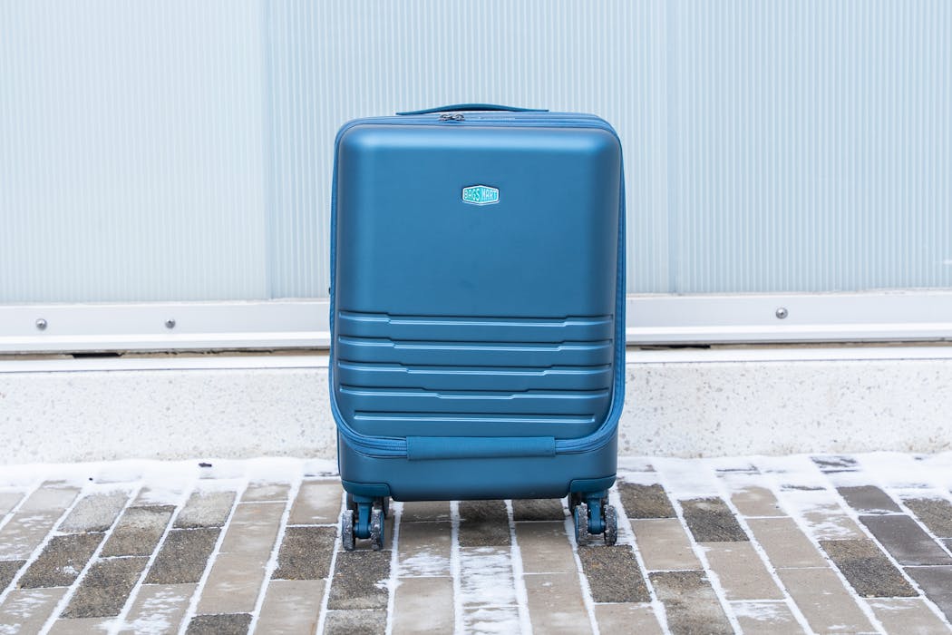 BAGSMART Getaway 20” Carry-on Front-Opening Review