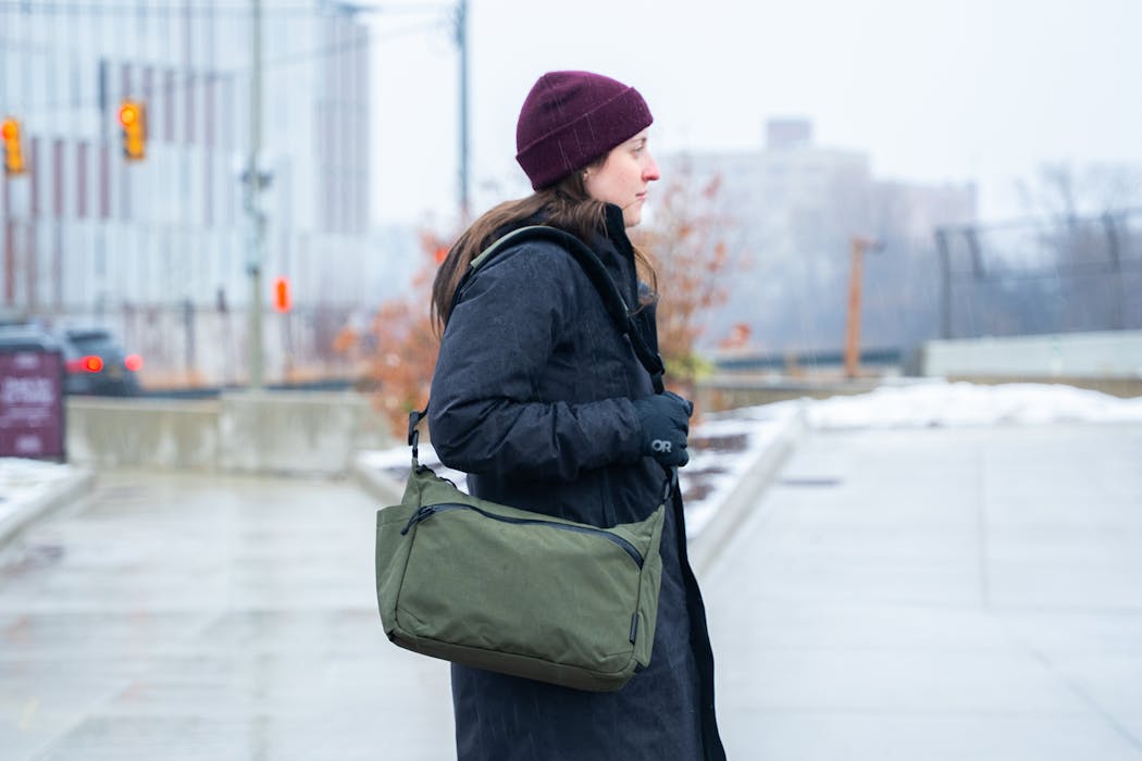 ALPAKA Flight Satchel Review