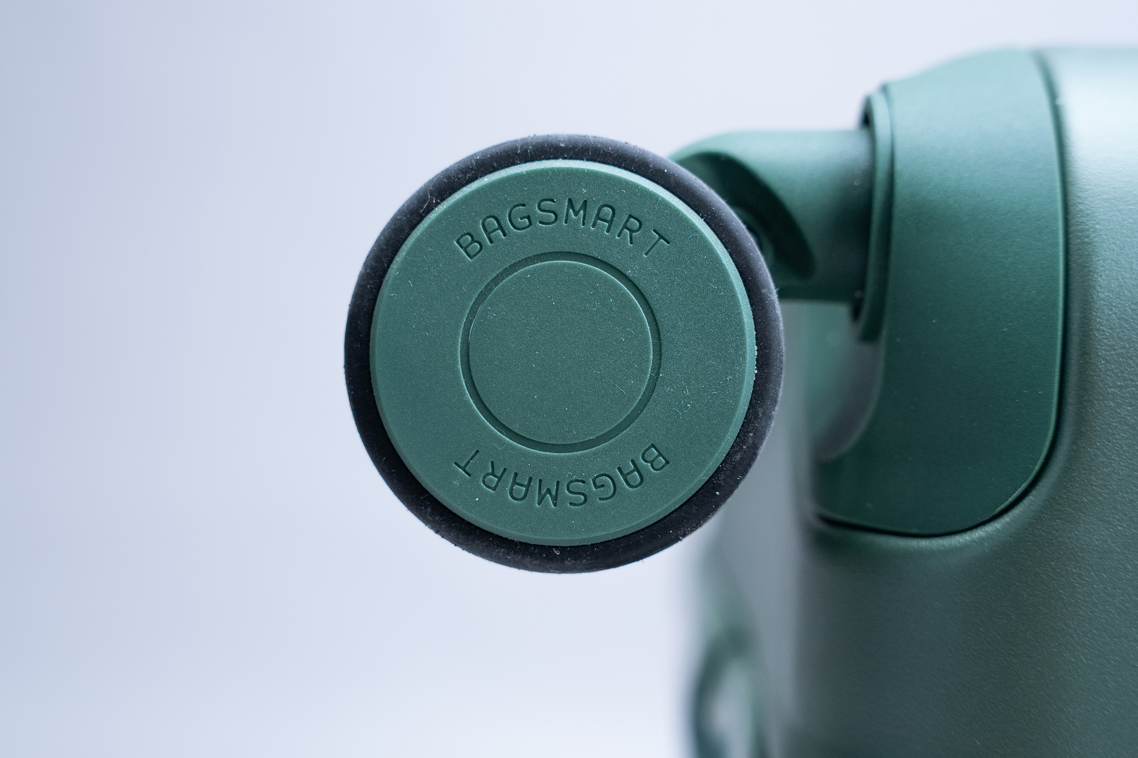 BAGSMART Getaway 19″ Carry-On Wheels