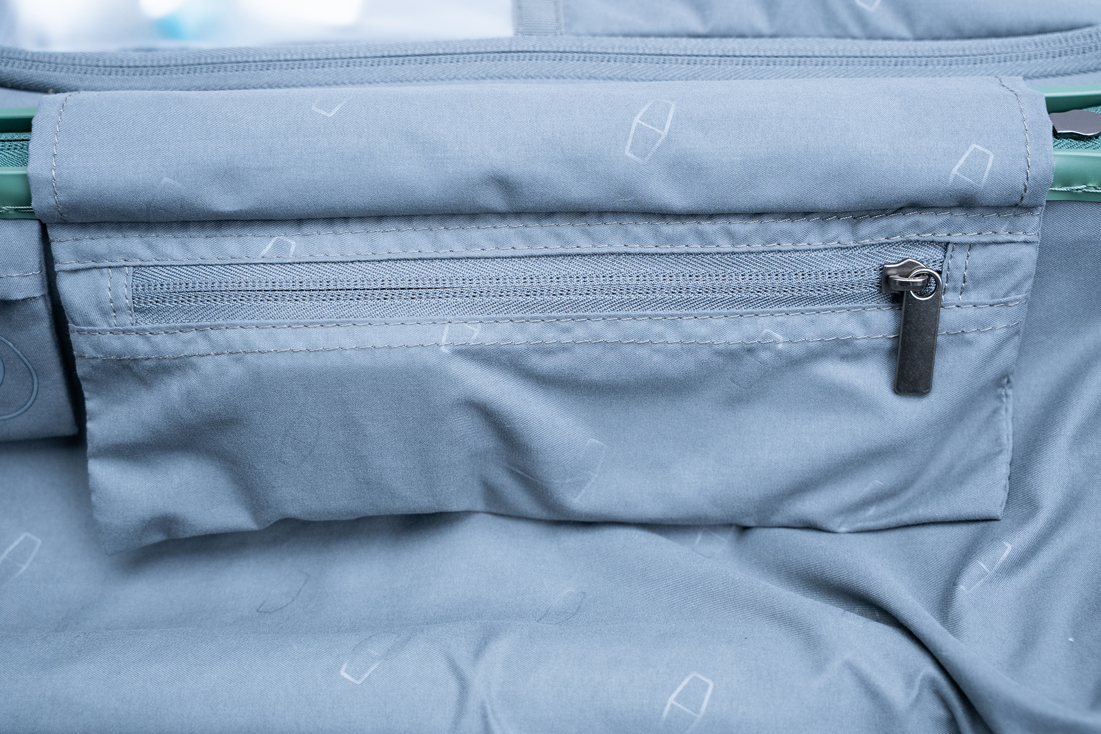 BAGSMART Getaway 19″ Carry-On Small Pocket