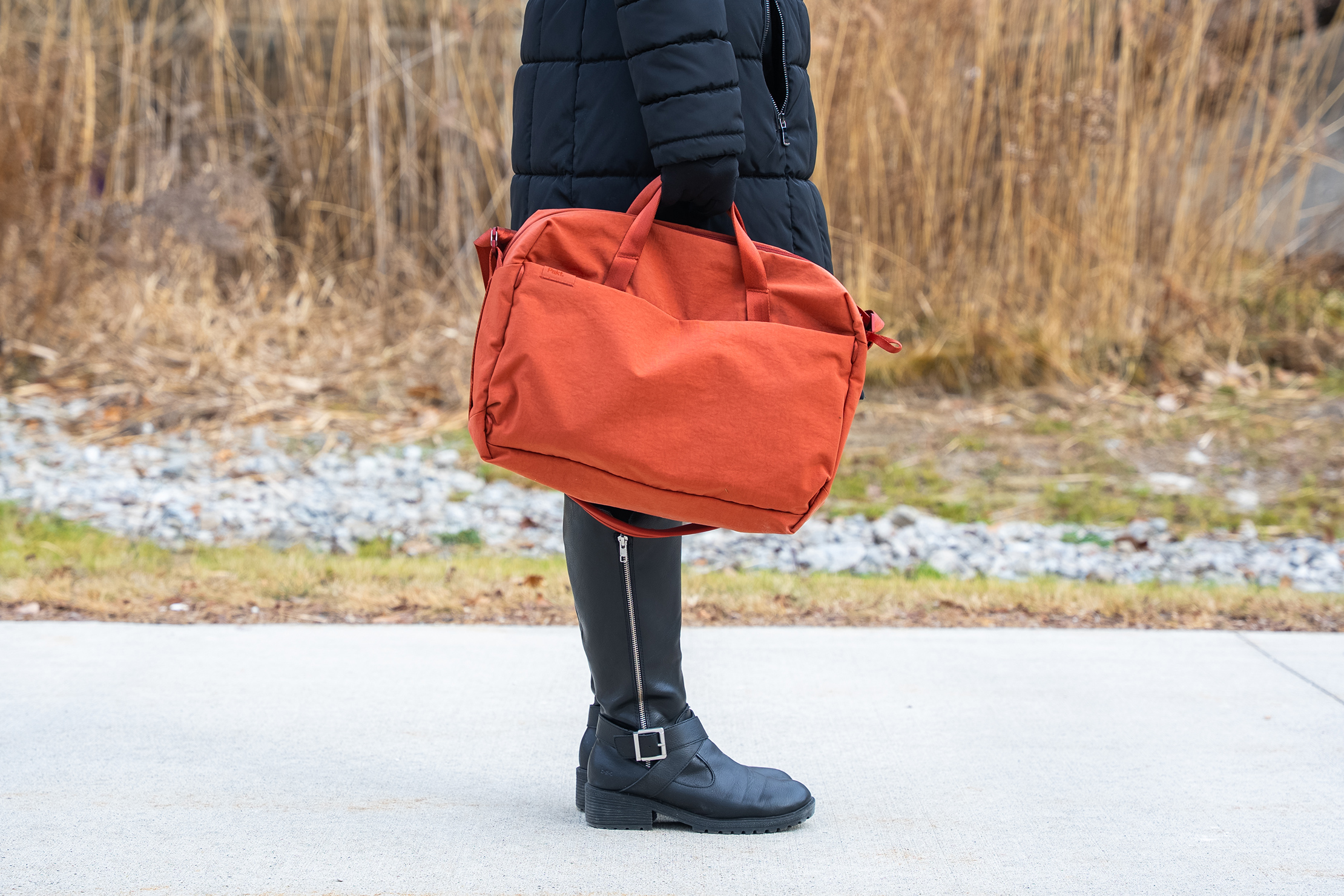 Pakt MODE Shoulder Bag 12L Handle