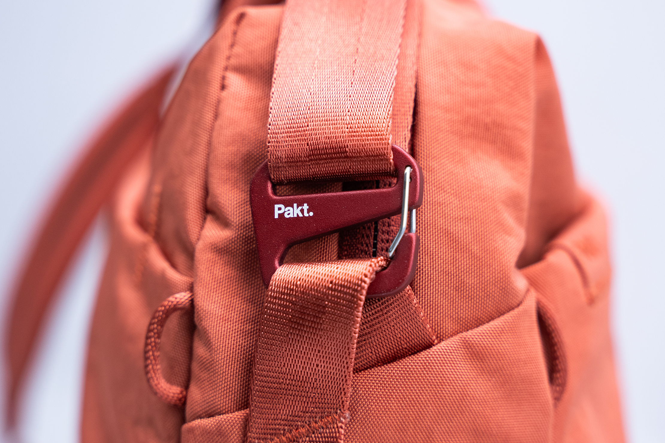 Pakt MODE Shoulder Bag 12L Clip