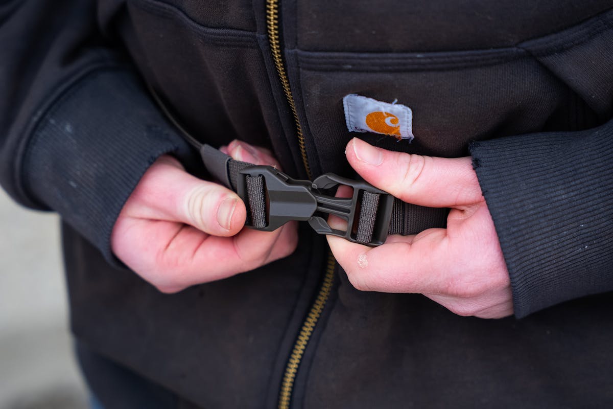 Moment Sequence 23L Camera Backpack Hip Belt Buckle