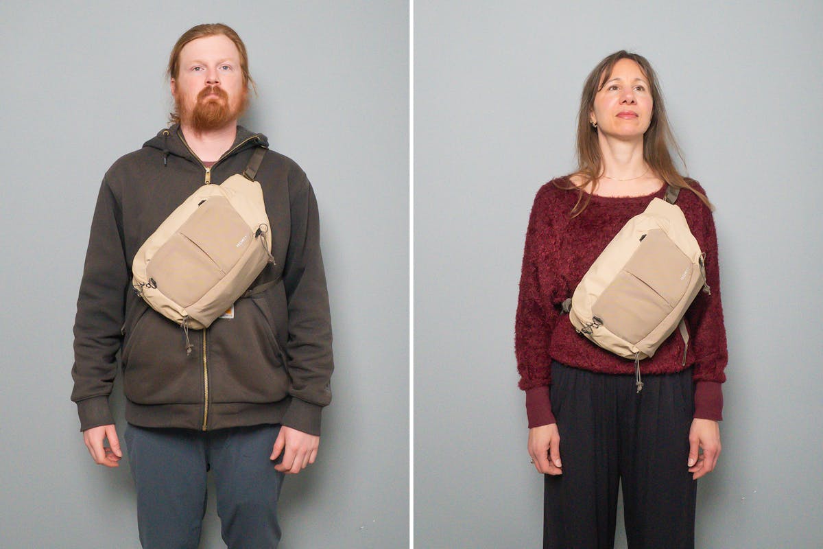 Moment Balance 7L Camera Sling Side By Side