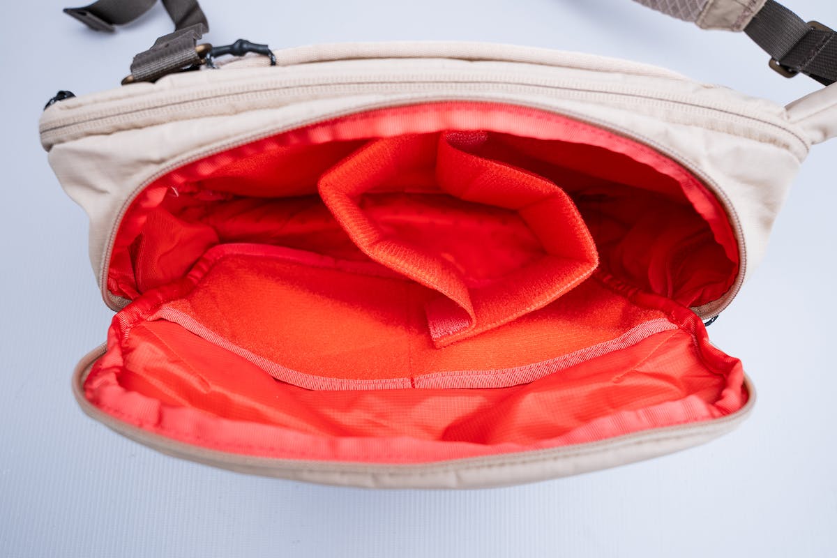 Moment Balance 7L Camera Sling Empty