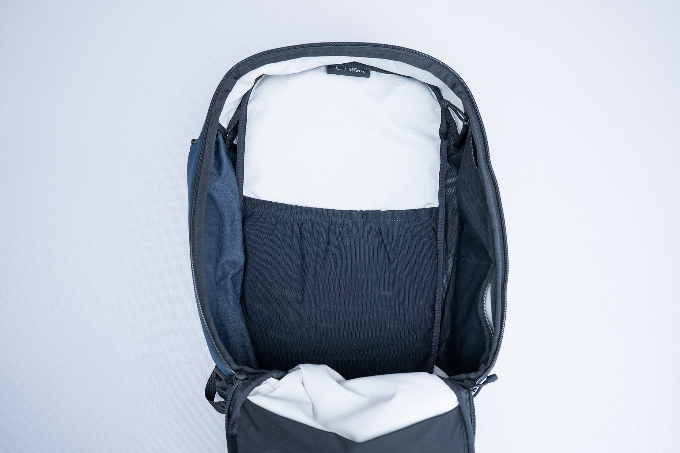 ALPAKA Traverse Backpack (30L) Empty