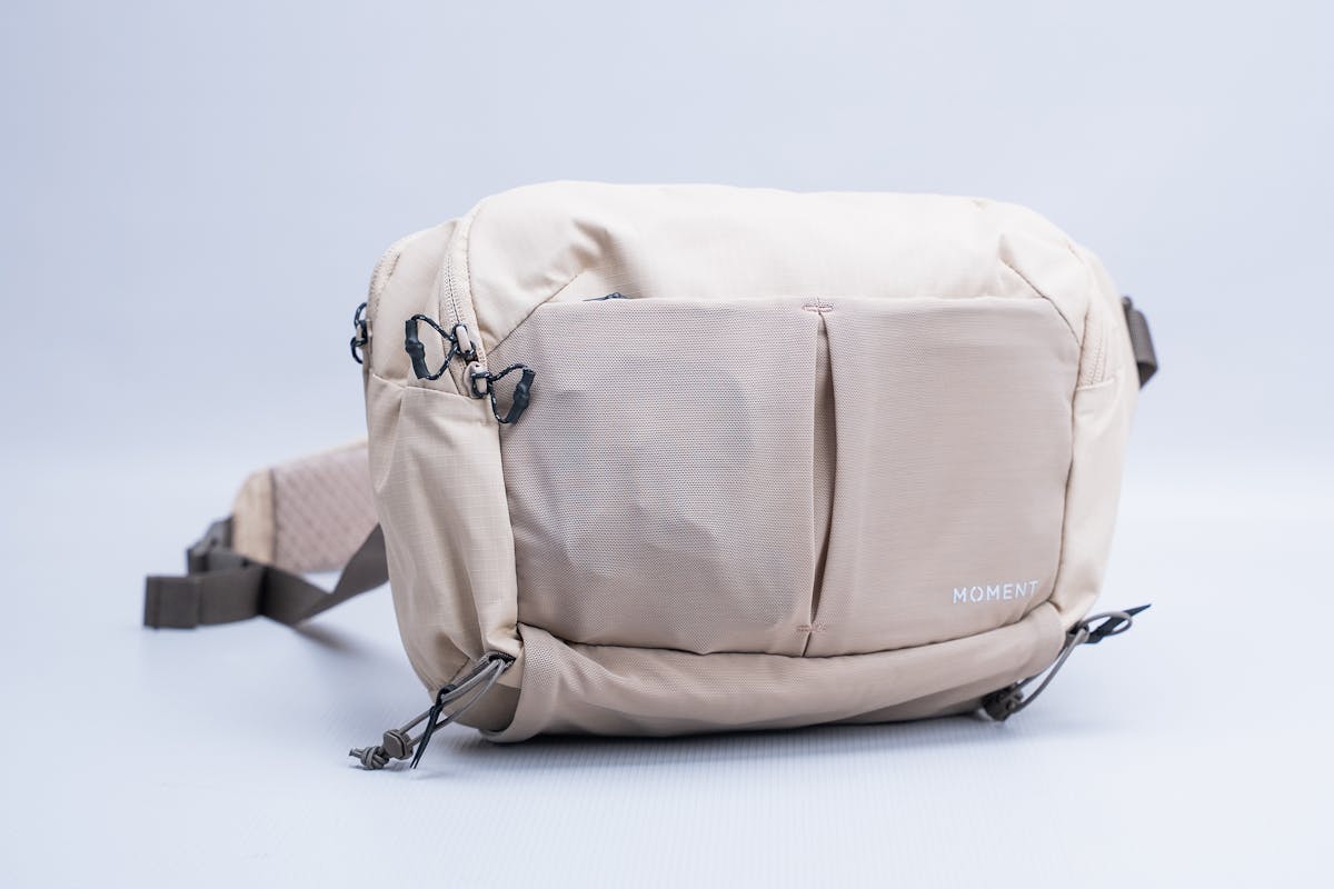 Moment Balance 7L Camera Sling Full