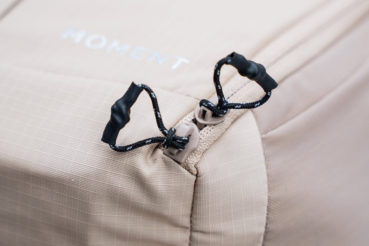 Moment Sequence 23L Camera Backpack Zipper